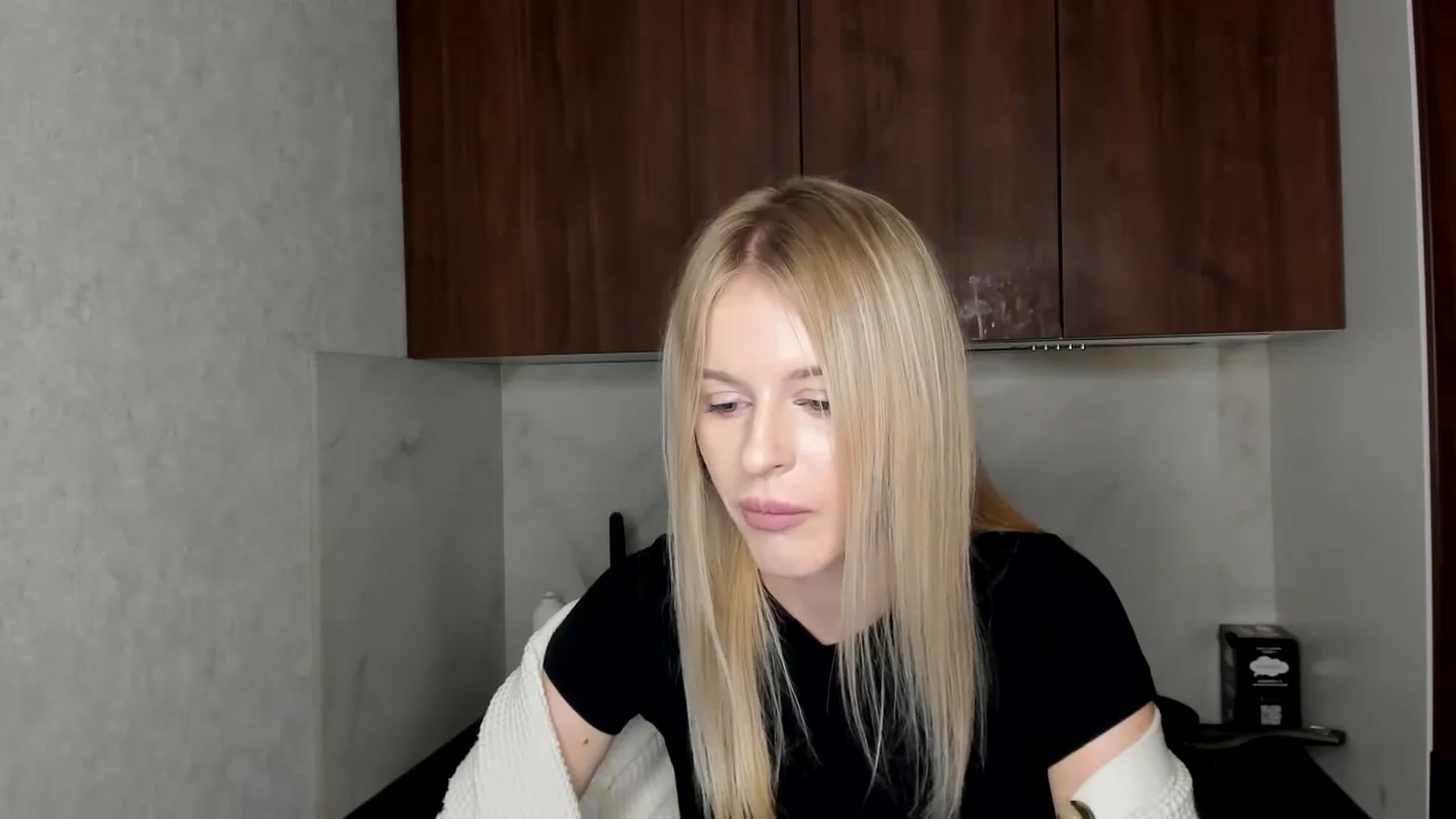 Gallery image thumbnail from MillyKisss's myfreecams stream on, 12/10/2024, 01:27 image 14 of 20