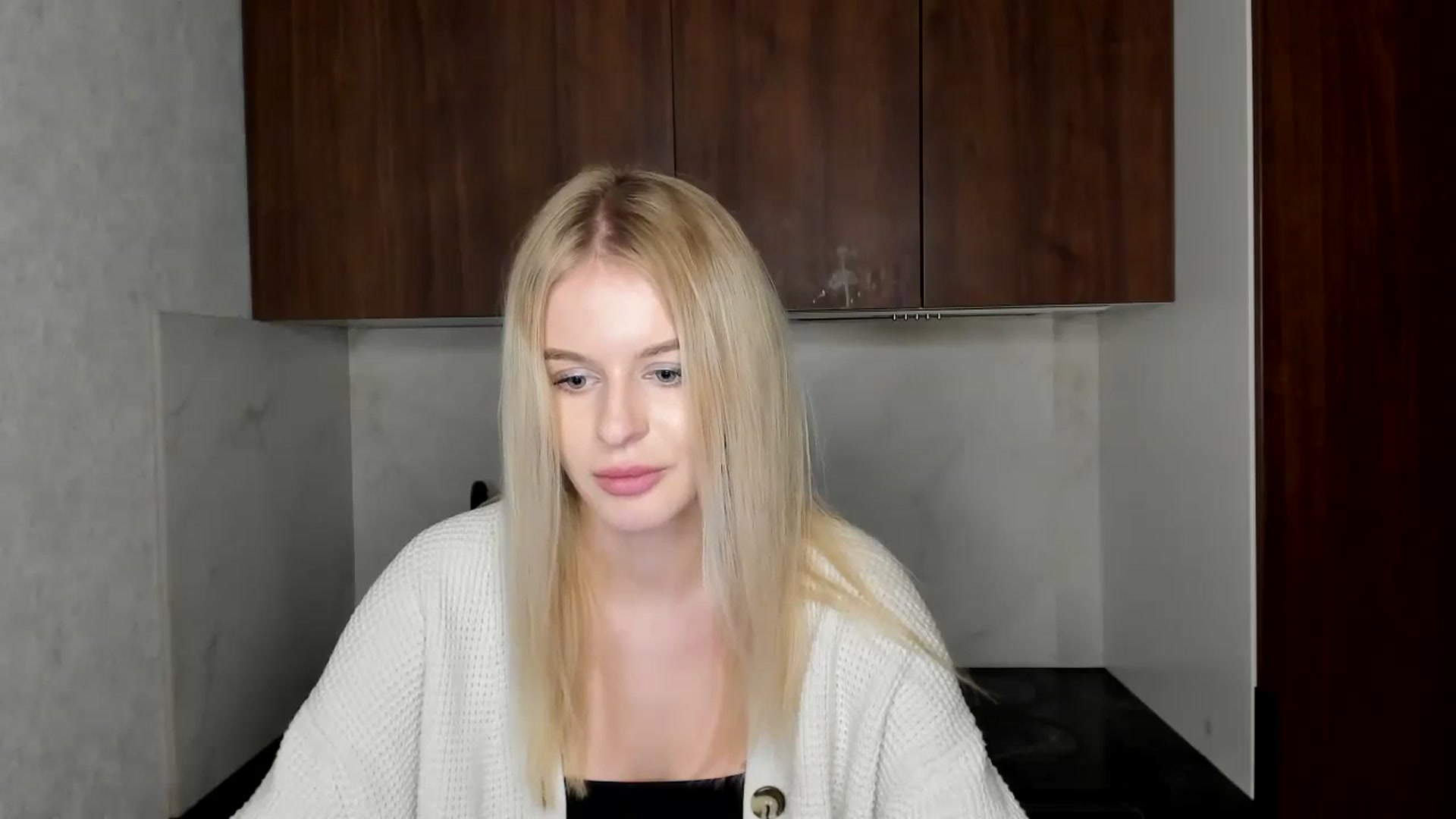Gallery image thumbnail from MillyKisss's myfreecams stream on, 12/12/2024, 01:28 image 9 of 20