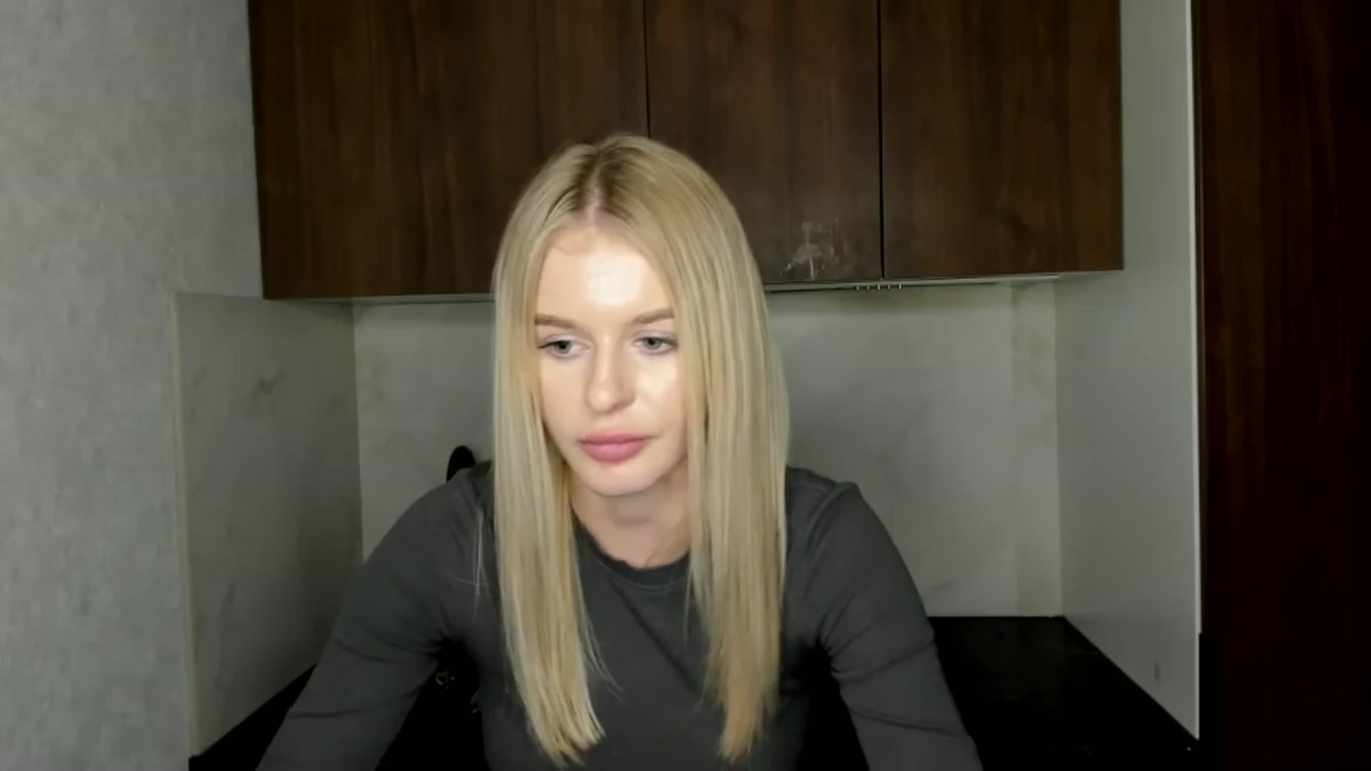 Gallery image thumbnail from MillyKisss's myfreecams stream on, 12/14/2024, 22:45 image 17 of 20