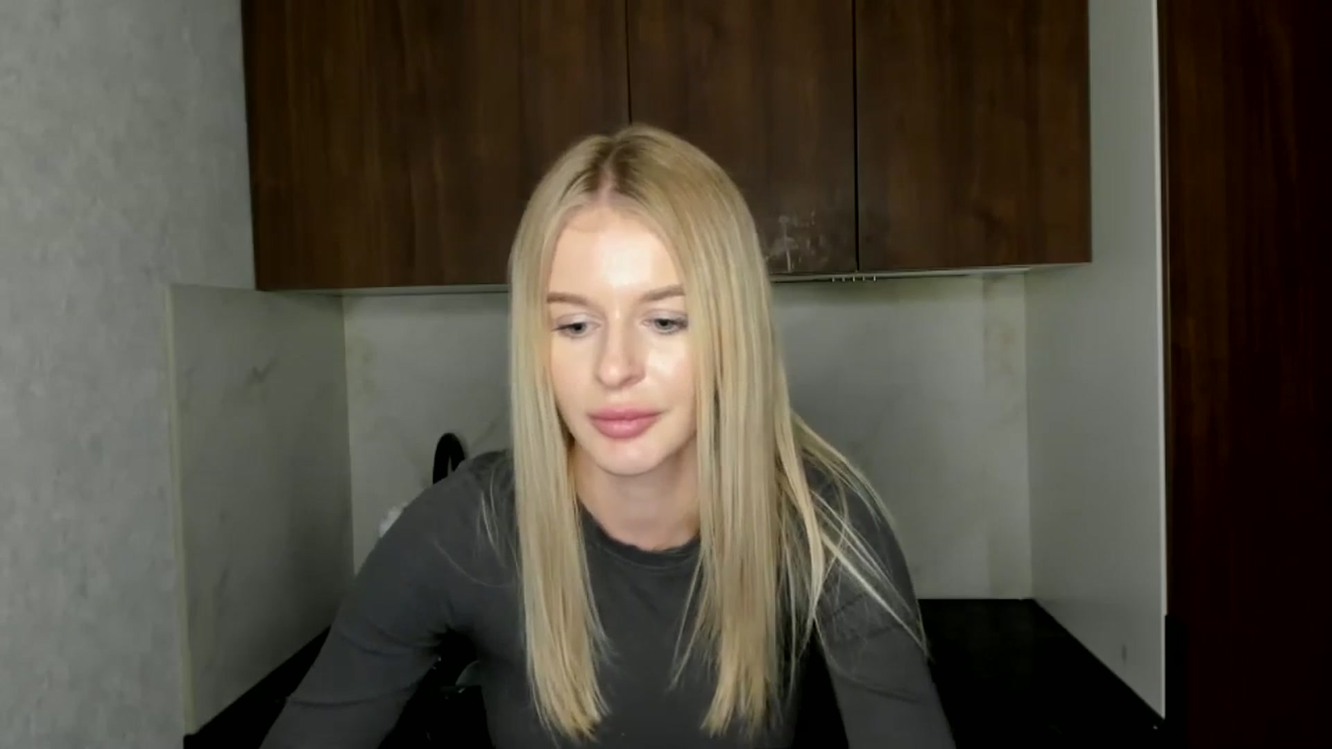 Gallery image thumbnail from MillyKisss's myfreecams stream on, 12/14/2024, 22:45 image 18 of 20