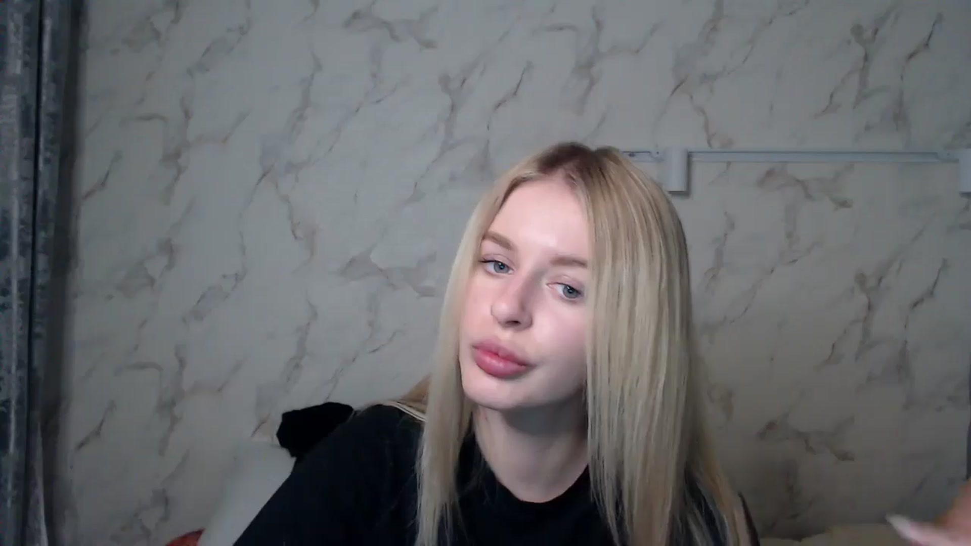 Gallery image thumbnail from MillyKisss's myfreecams stream on, 12/31/2024, 18:26 image 4 of 20