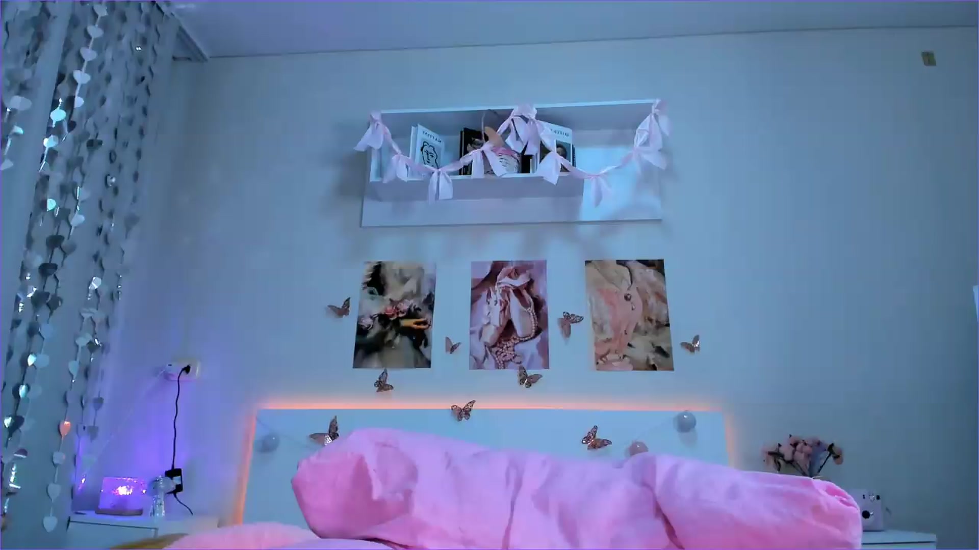 Gallery image thumbnail from Milly_Jay's myfreecams stream on, 05/12/2026, 09:28 image 4 of 20