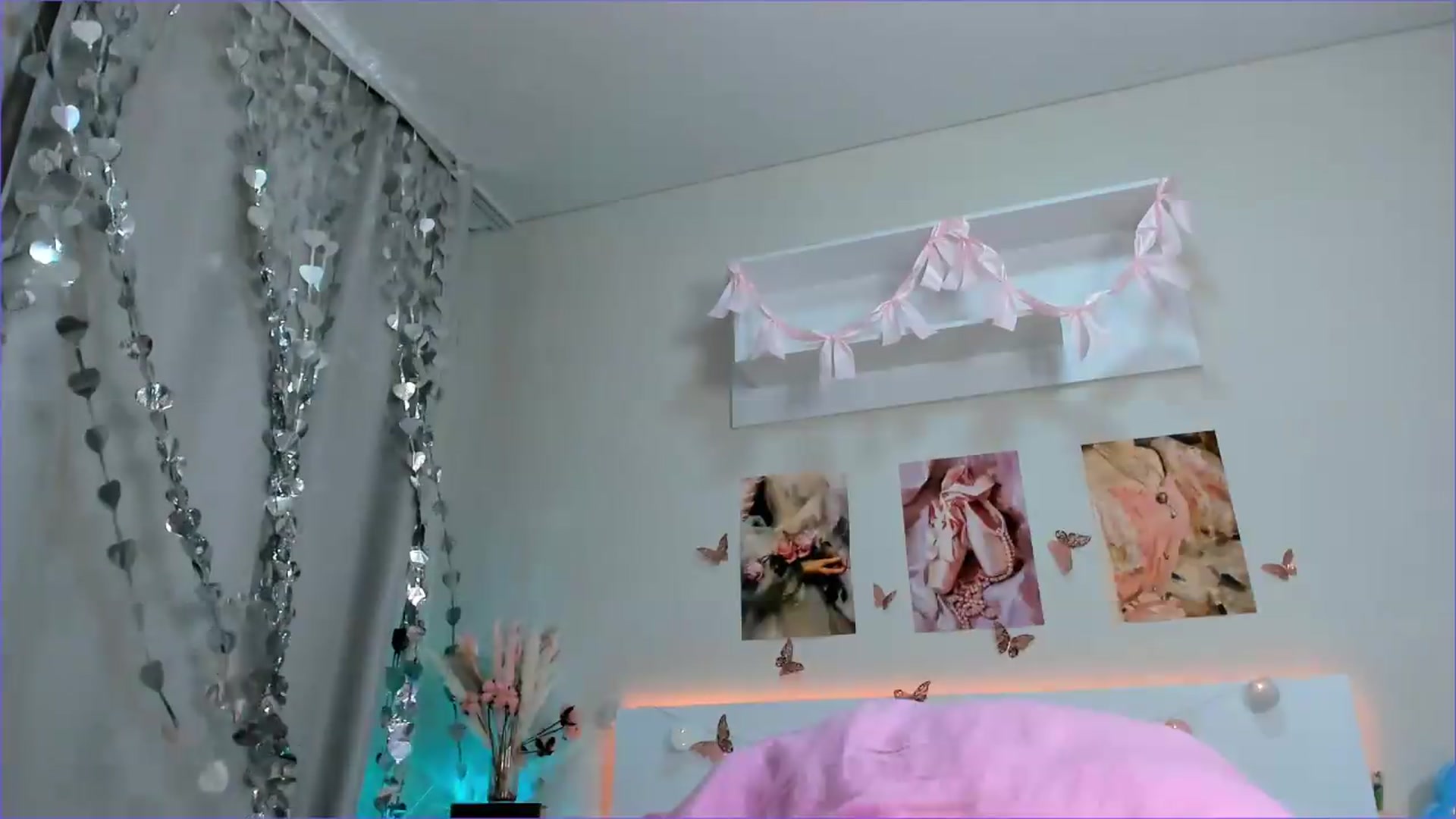 Gallery image thumbnail from Milly_Jay's myfreecams stream on, 06/02/2026, 08:05 image 12 of 20