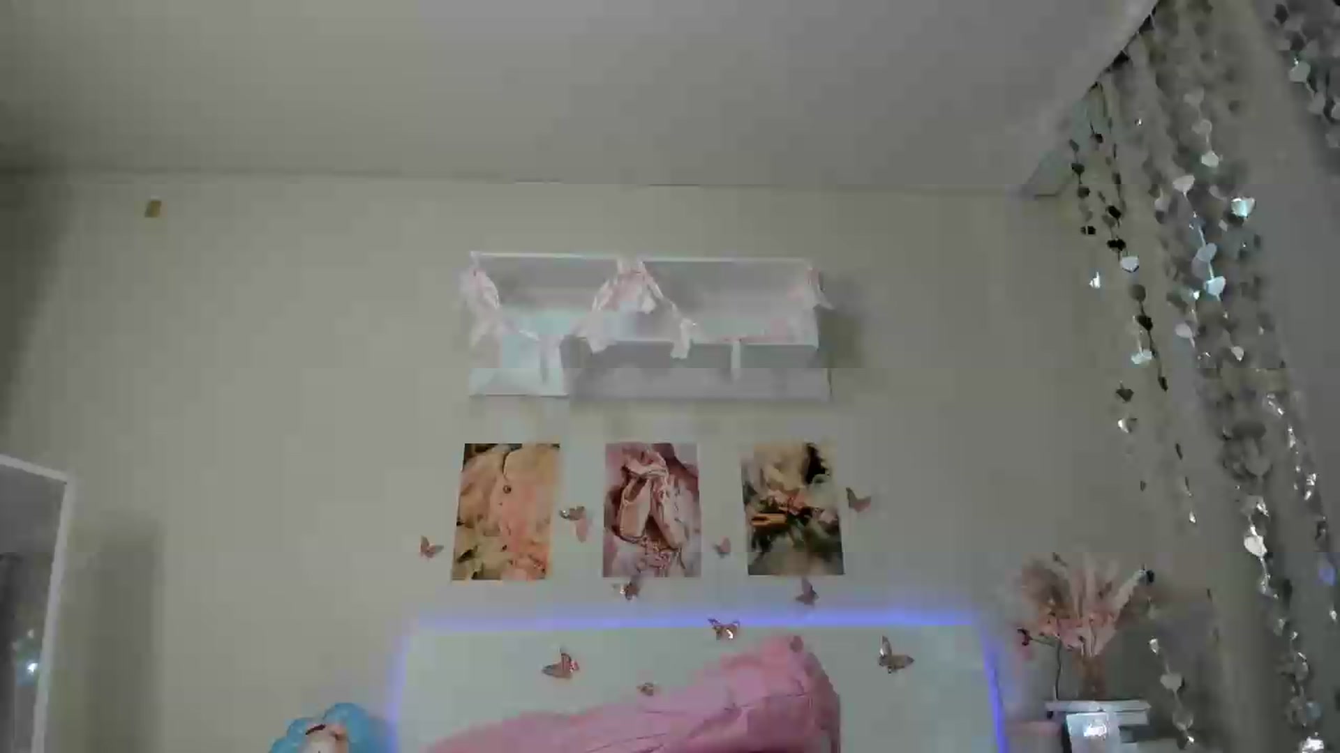 Gallery image thumbnail from Milly_Jay's myfreecams stream on, 07/16/2026, 08:43 image 1 of 20
