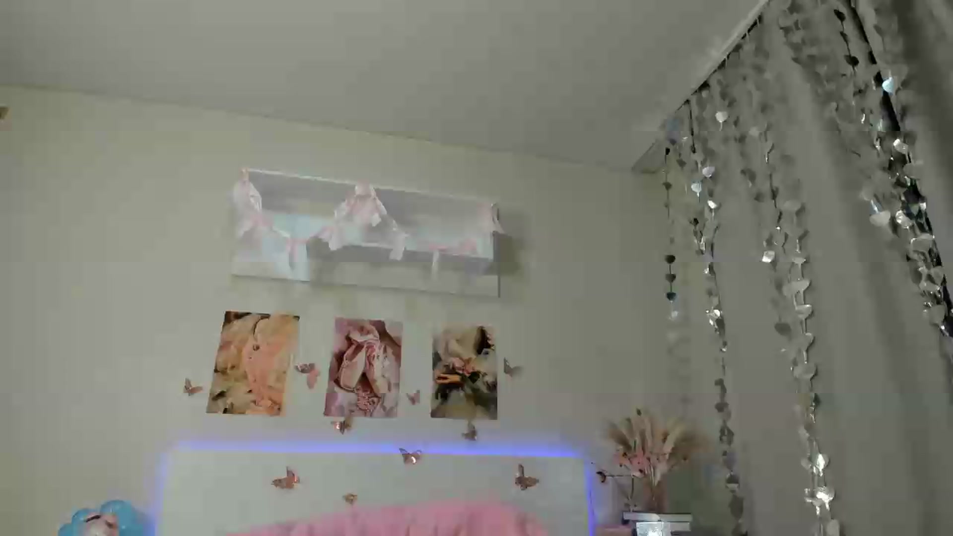 Gallery image thumbnail from Milly_Jay's myfreecams stream on, 07/16/2026, 10:07 image 1 of 20