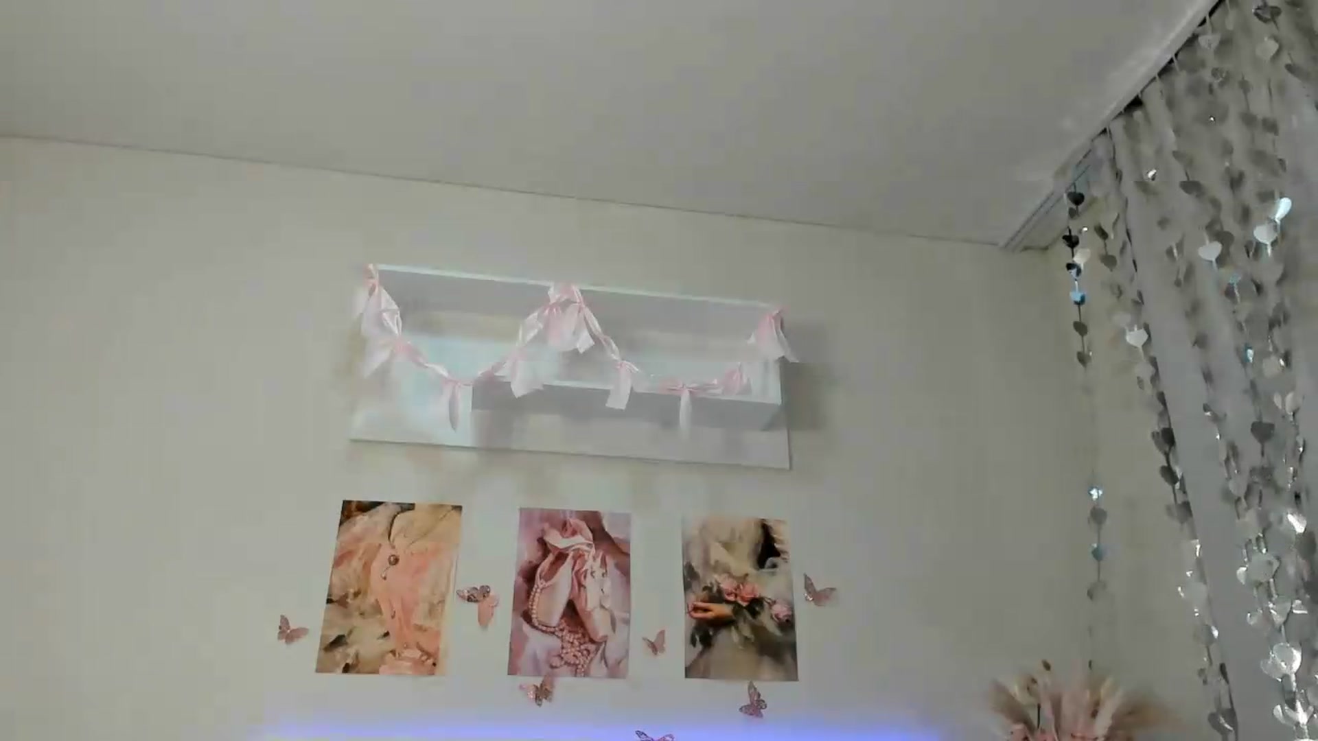Gallery image thumbnail from Milly_Jay's myfreecams stream on, 07/16/2026, 10:31 image 9 of 20