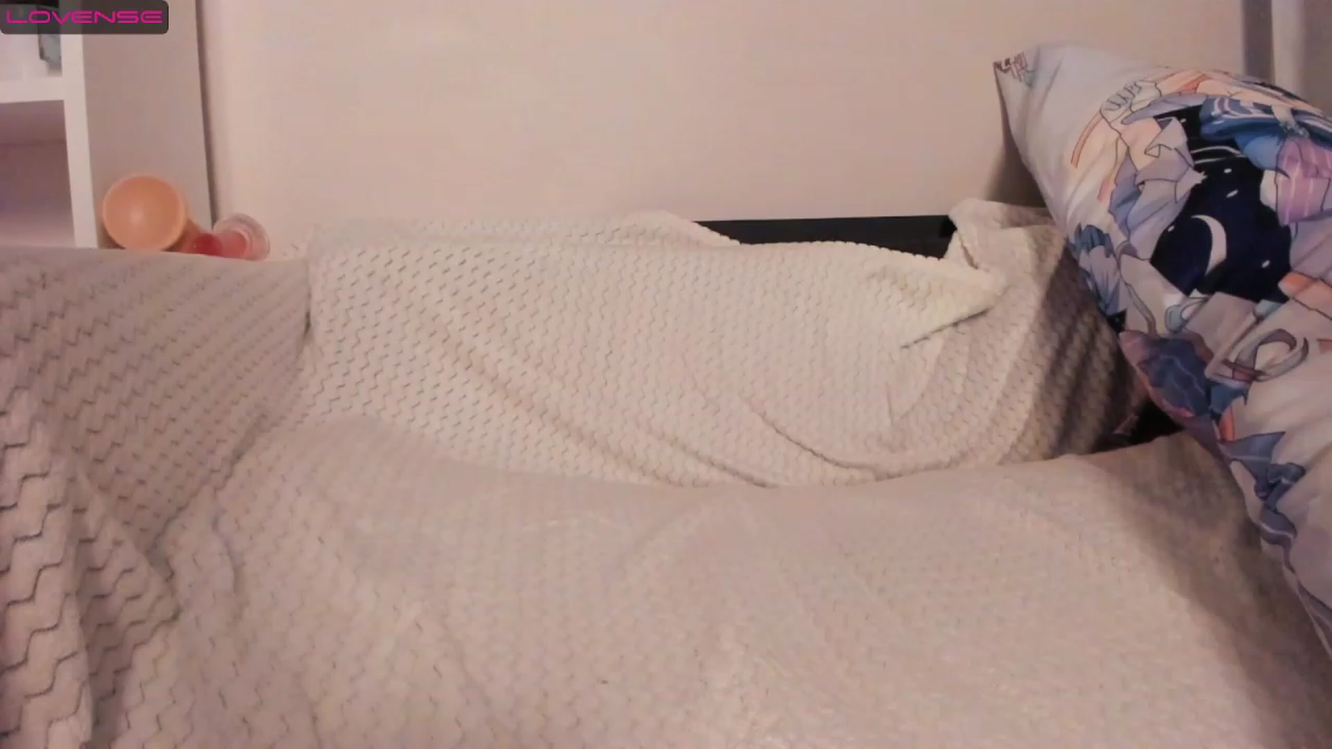Gallery image thumbnail from Milly_Saint's myfreecams stream on, 11/28/2022, 08:15 image 1 of 20