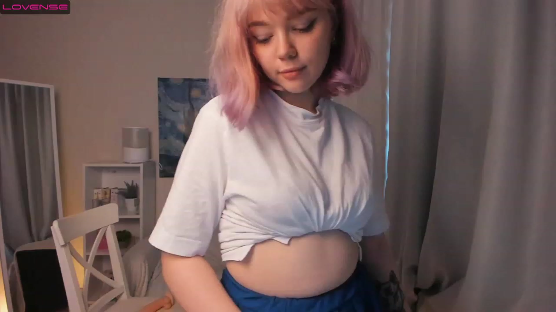 Gallery image thumbnail from Milly_Saint's myfreecams stream on, 12/01/2022, 10:16 image 6 of 20