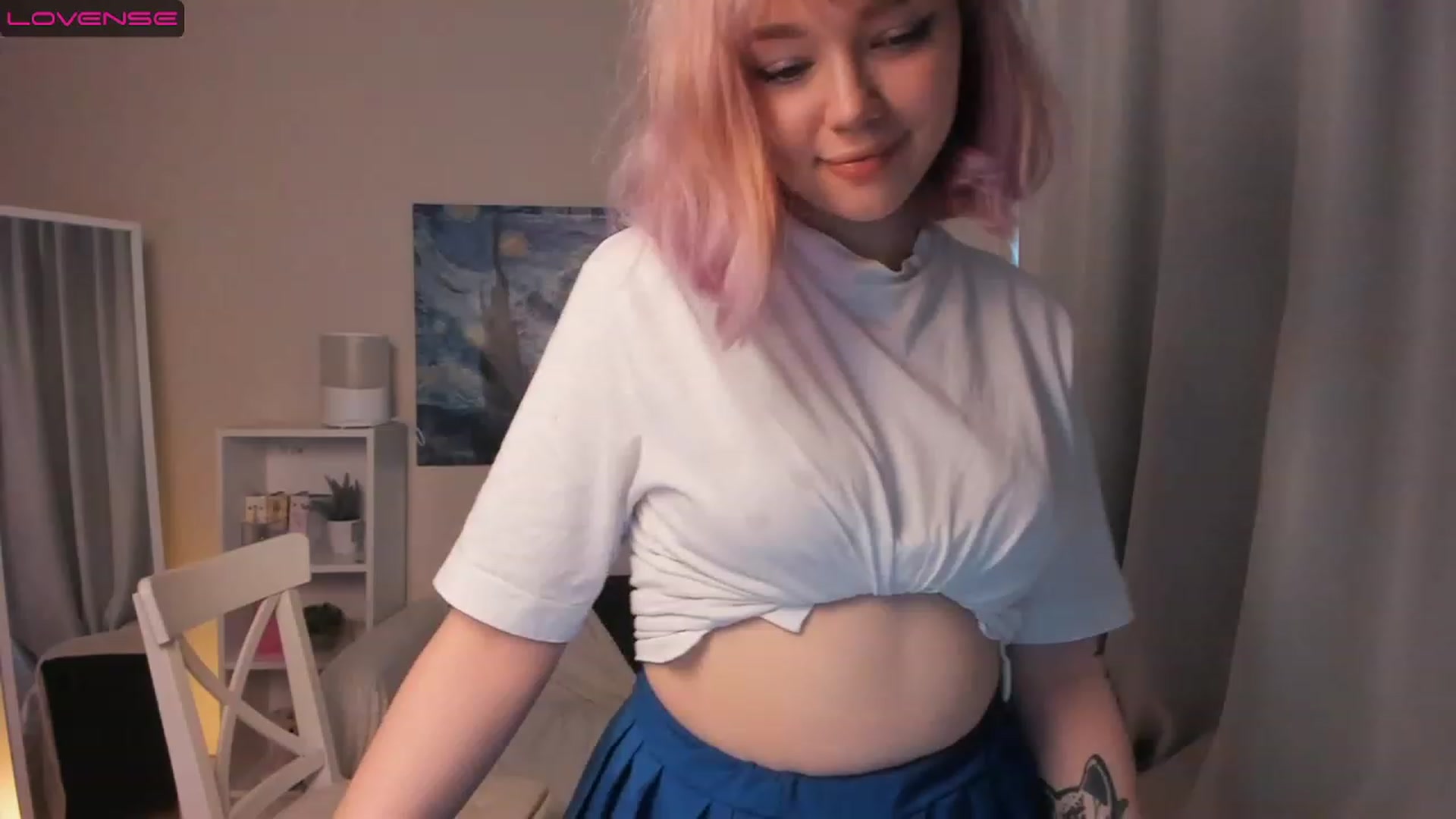 Gallery image thumbnail from Milly_Saint's myfreecams stream on, 12/01/2022, 10:16 image 8 of 20