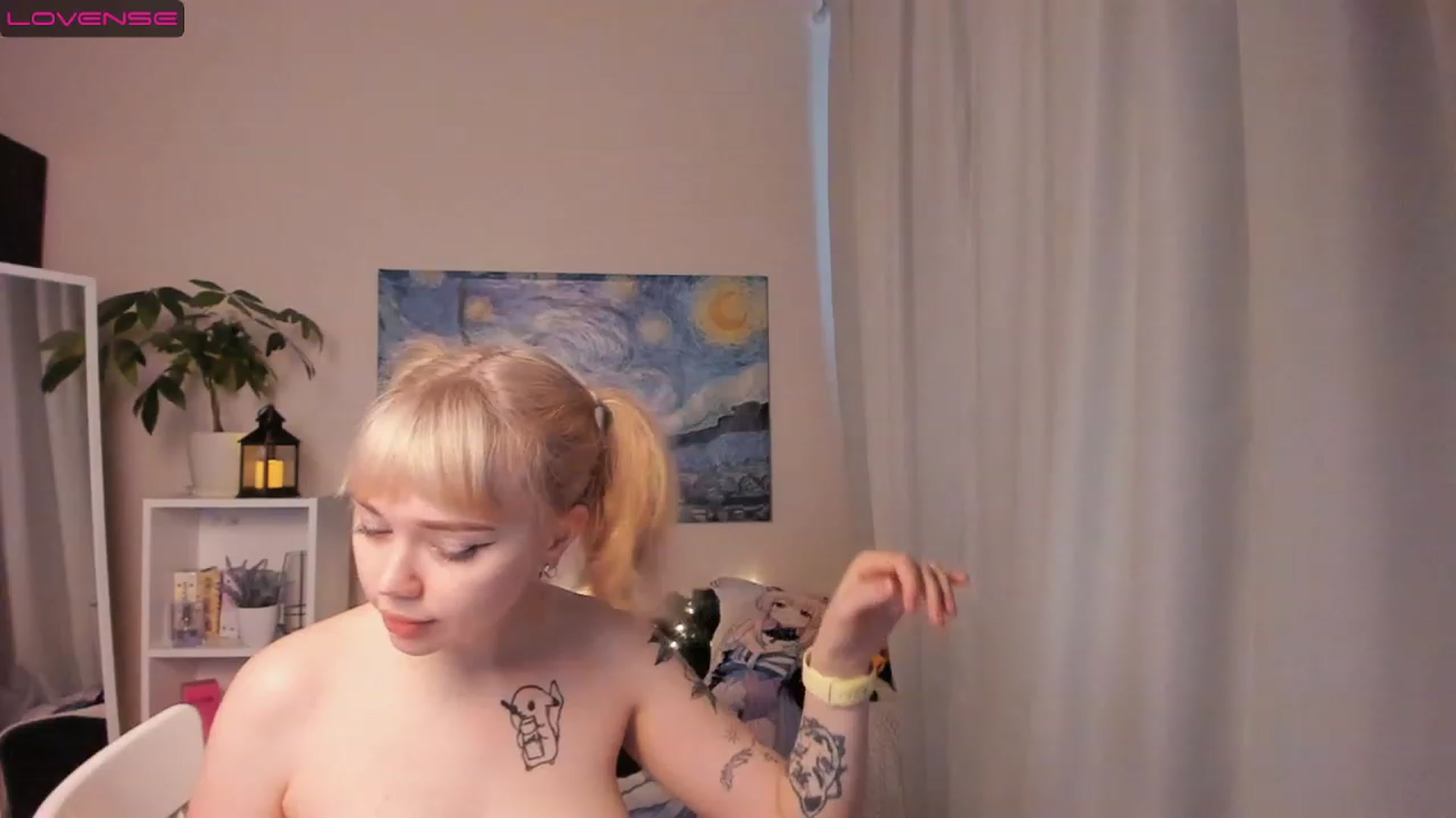 Gallery image thumbnail from Milly_Saint's myfreecams stream on, 12/24/2022, 09:54 image 4 of 20