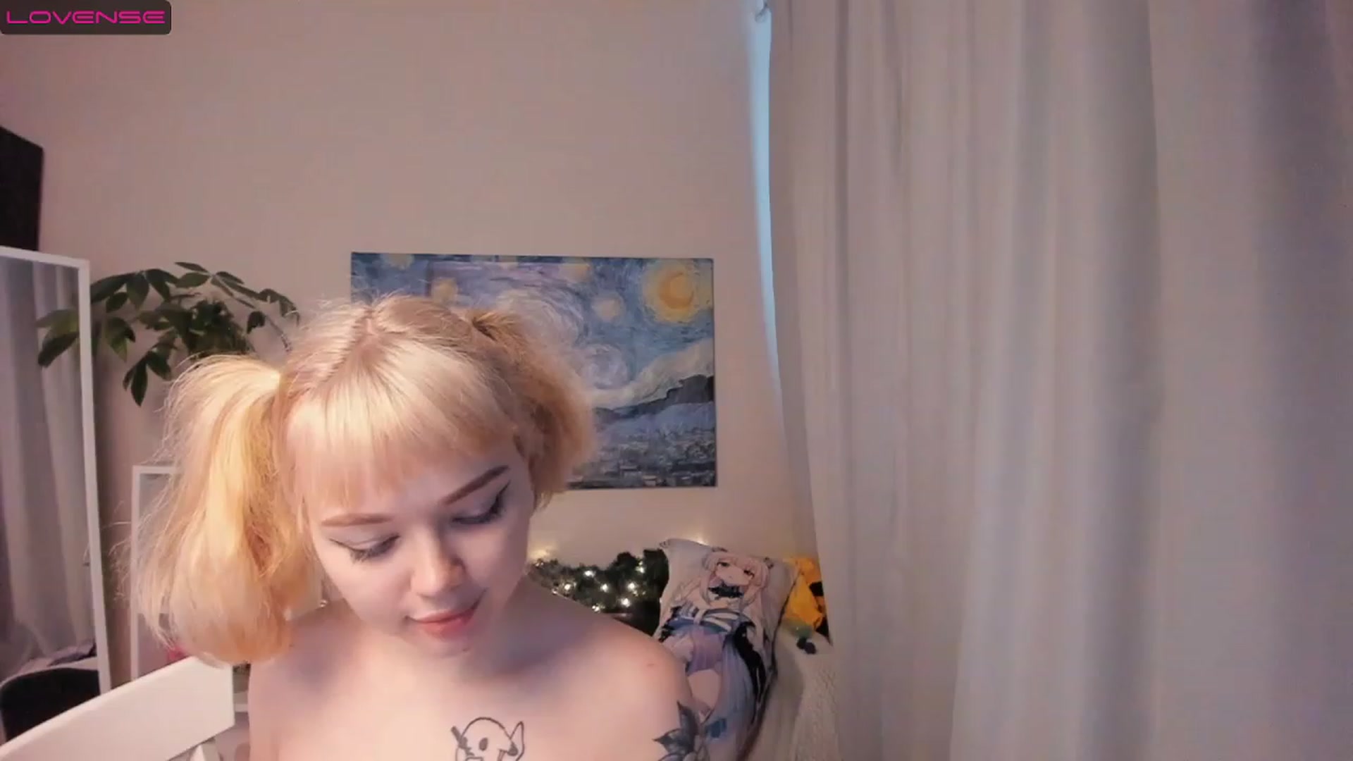 Gallery image thumbnail from Milly_Saint's myfreecams stream on, 12/24/2022, 09:54 image 8 of 20
