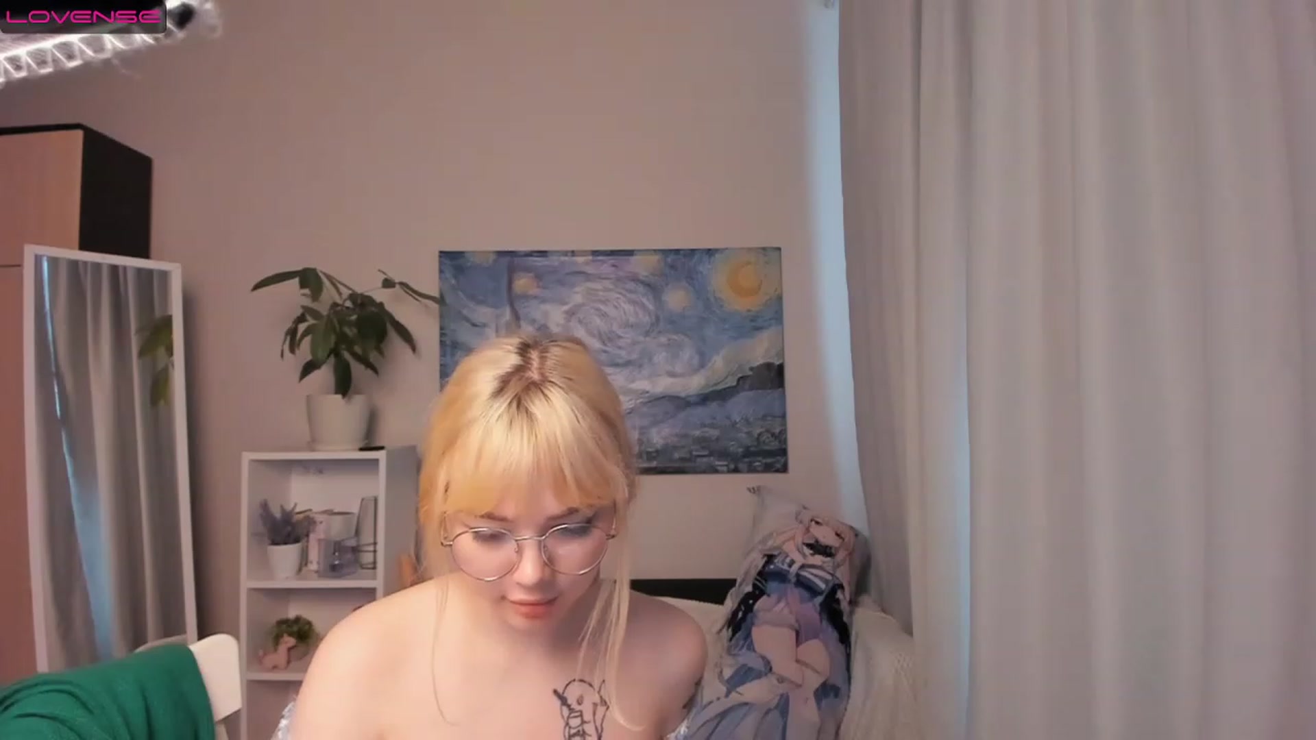 Gallery image thumbnail from Milly_Saint's myfreecams stream on, 01/23/2023, 10:35 image 19 of 20