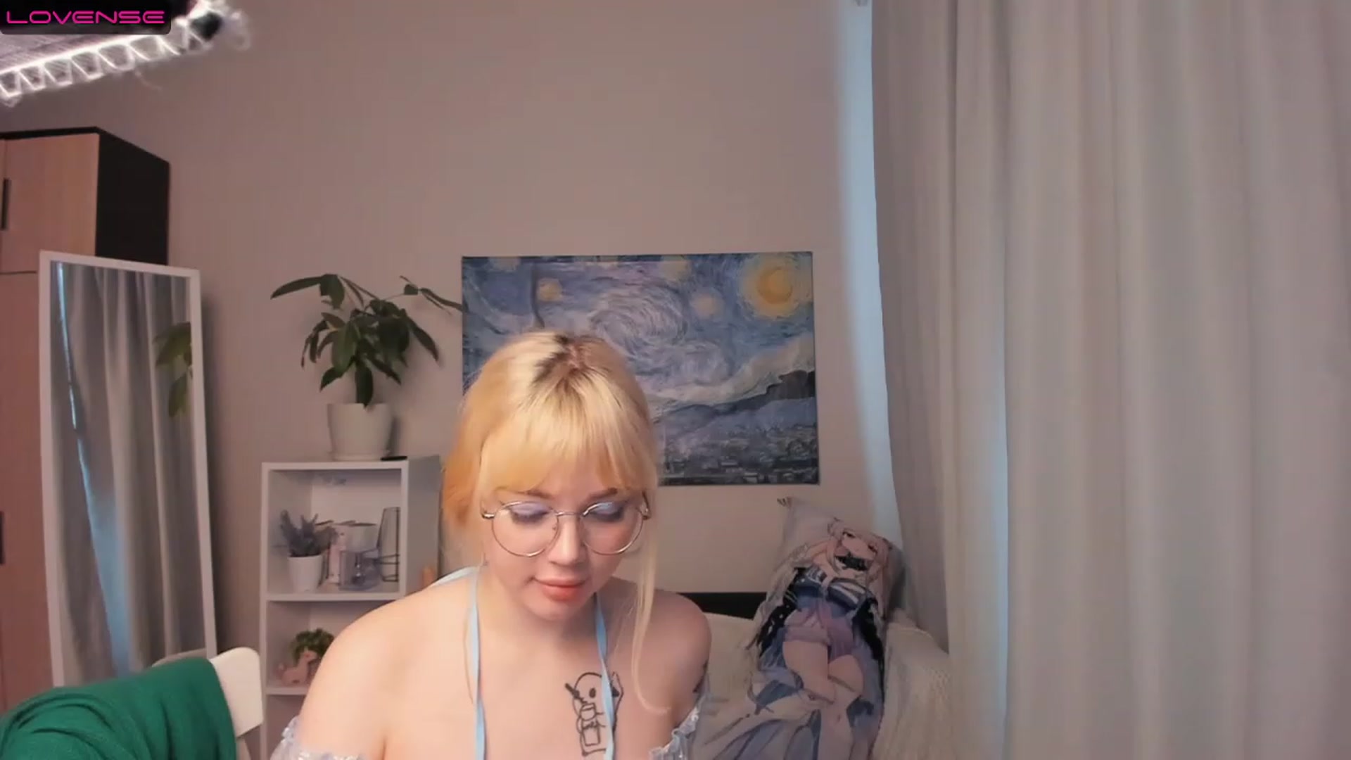 Gallery image thumbnail from Milly_Saint's myfreecams stream on, 01/23/2023, 10:35 image 17 of 20
