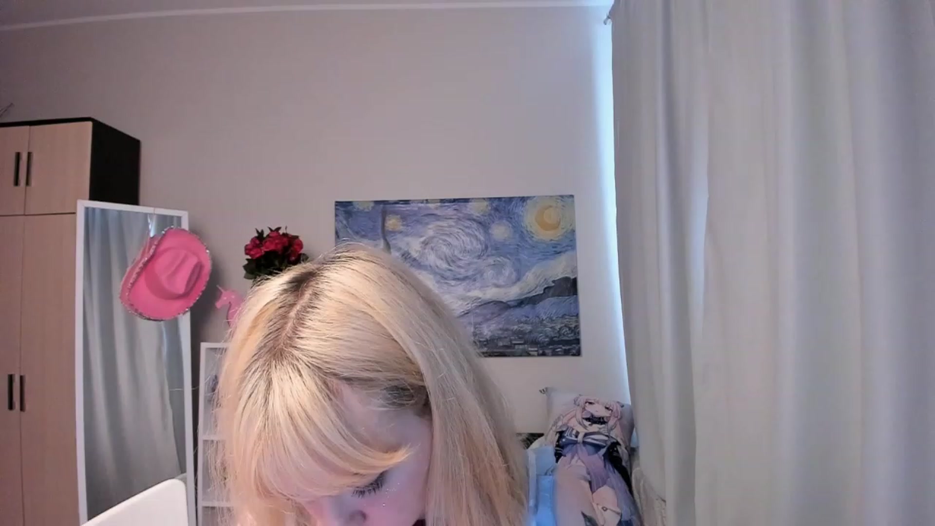Gallery image thumbnail from Milly_Saint's myfreecams stream on, 02/05/2023, 08:31 image 18 of 20