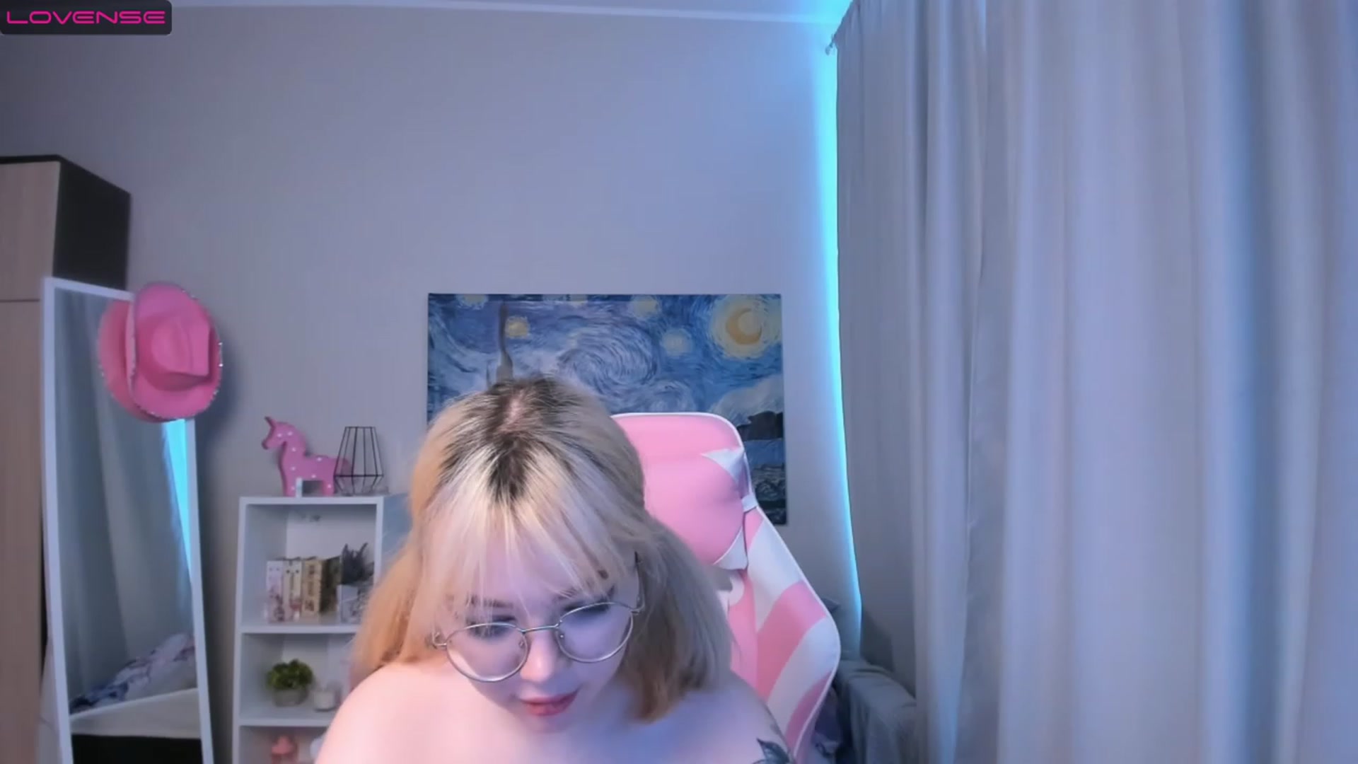 Gallery image thumbnail from Milly_Saint's myfreecams stream on, 02/28/2023, 10:36 image 18 of 20