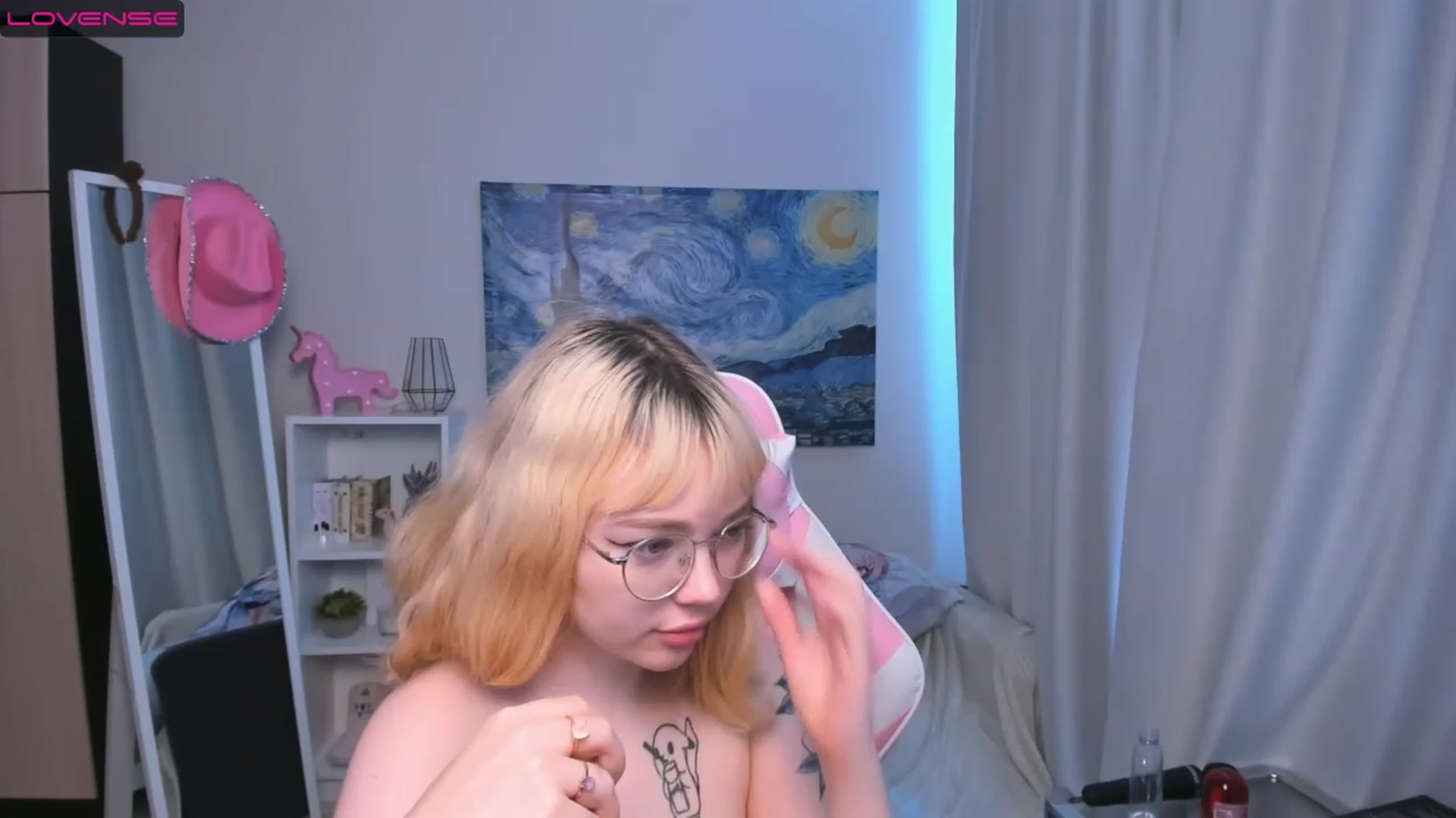 Gallery image thumbnail from Milly_Saint's myfreecams stream on, 03/16/2023, 09:54 image 14 of 20