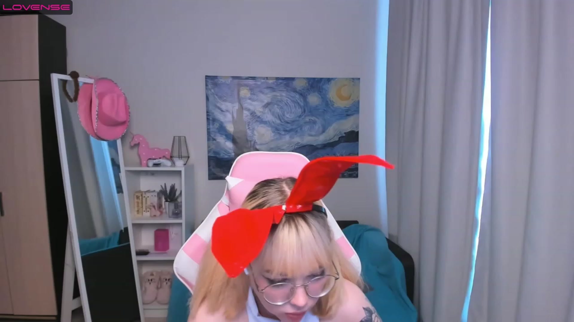 Gallery image thumbnail from Milly_Saint's myfreecams stream on, 03/24/2023, 09:41 image 15 of 20