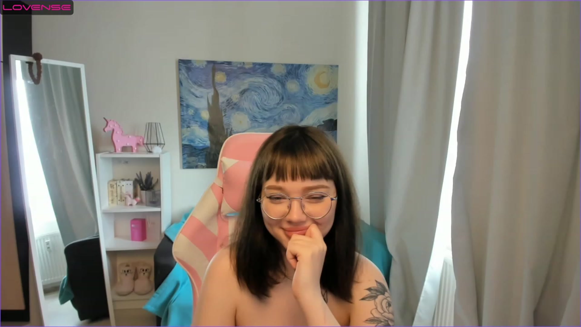 Gallery image thumbnail from Milly_Saint's myfreecams stream on, 04/02/2023, 10:35 image 8 of 20
