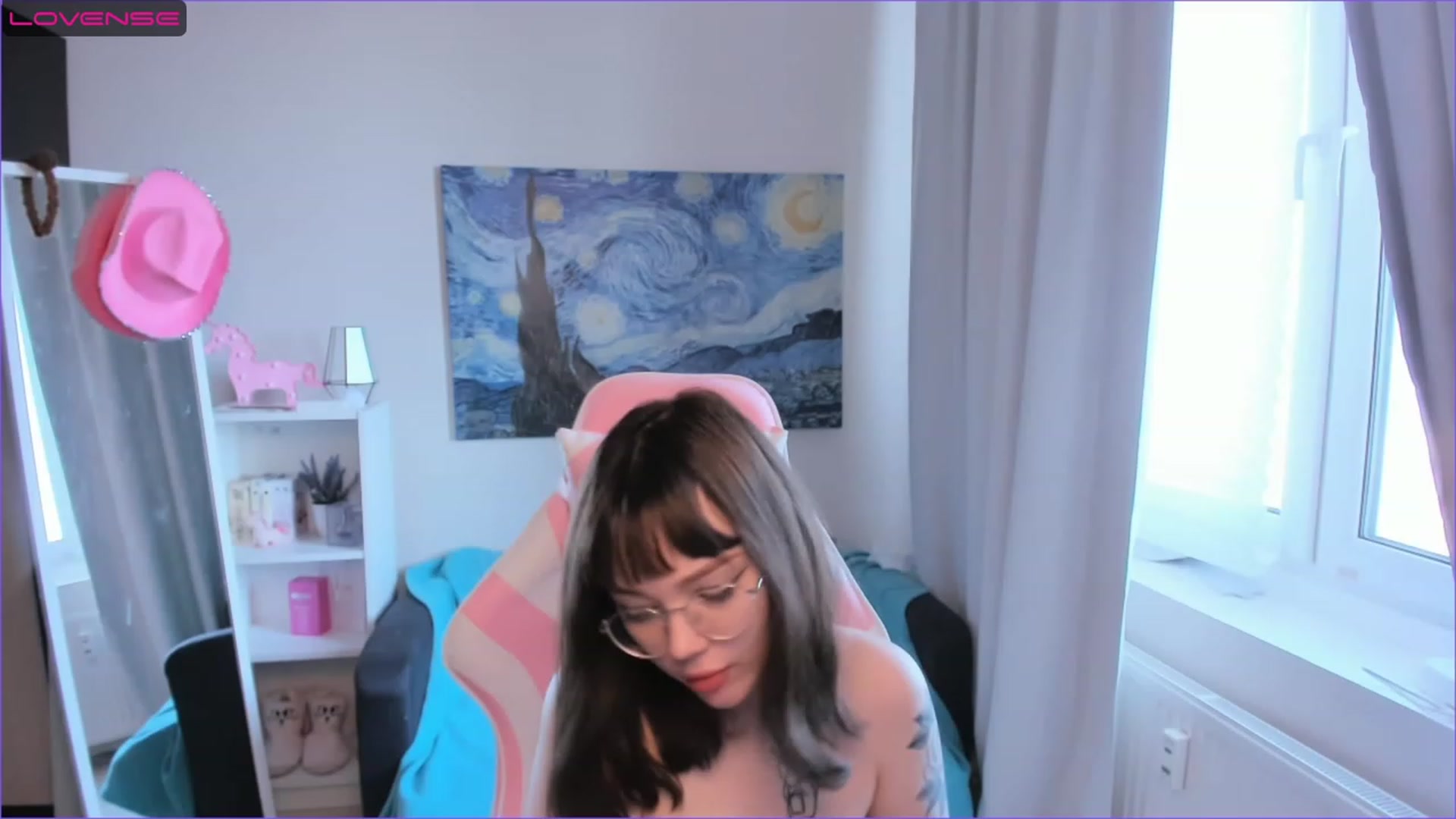 Gallery image thumbnail from Milly_Saint's myfreecams stream on, 04/13/2023, 10:03 image 10 of 20