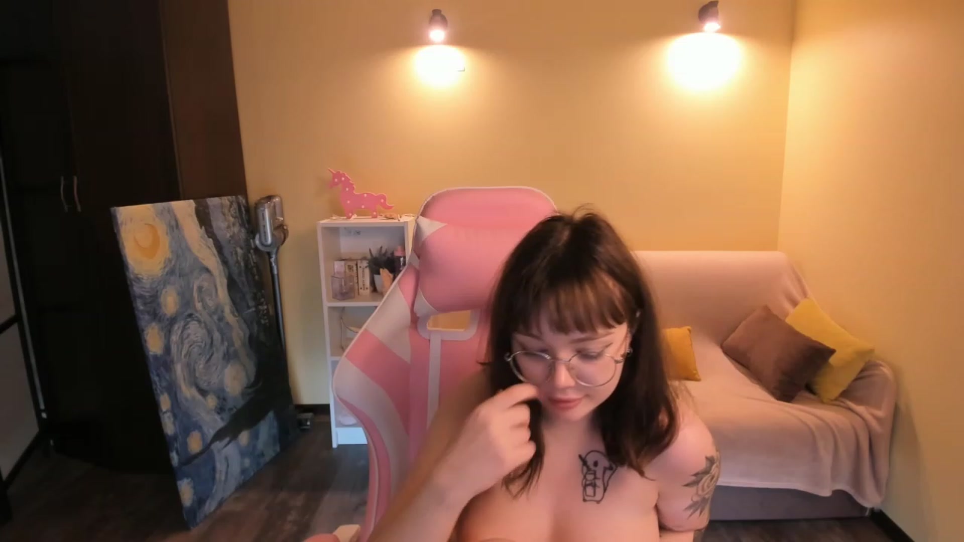 Gallery image thumbnail from Milly_Saint's myfreecams stream on, 04/24/2023, 09:06 image 14 of 20