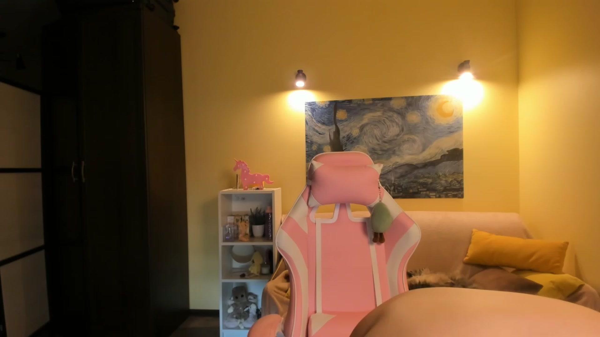 Gallery image thumbnail from Milly_Saint's myfreecams stream on, 05/01/2023, 11:25 image 11 of 20