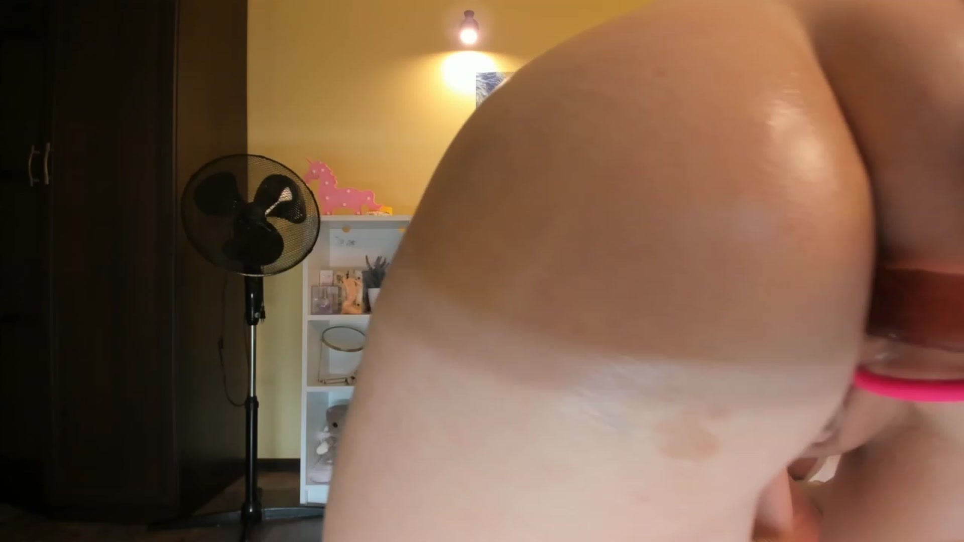 Gallery image thumbnail from Milly_Saint's myfreecams stream on, 05/02/2023, 09:40 image 16 of 20