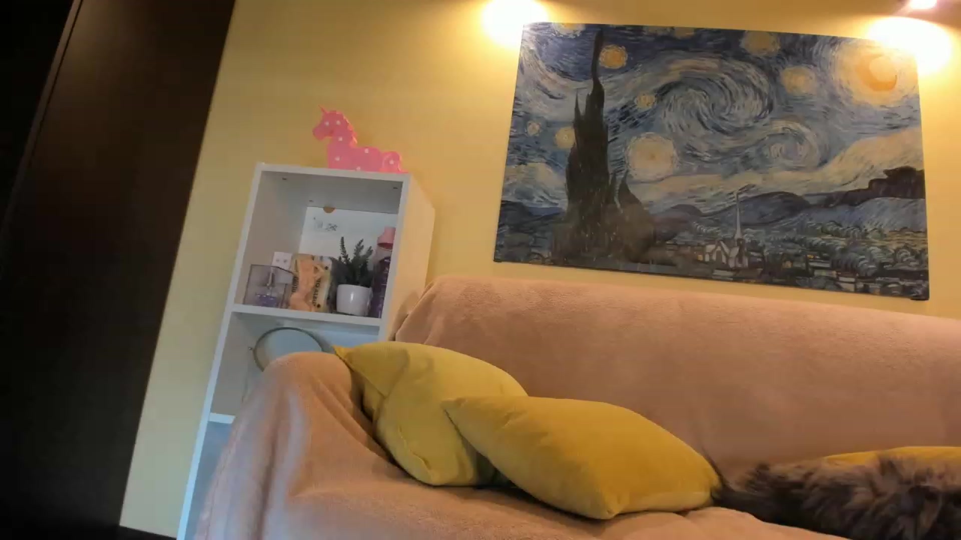 Gallery image thumbnail from Milly_Saint's myfreecams stream on, 05/03/2023, 10:14 image 10 of 20