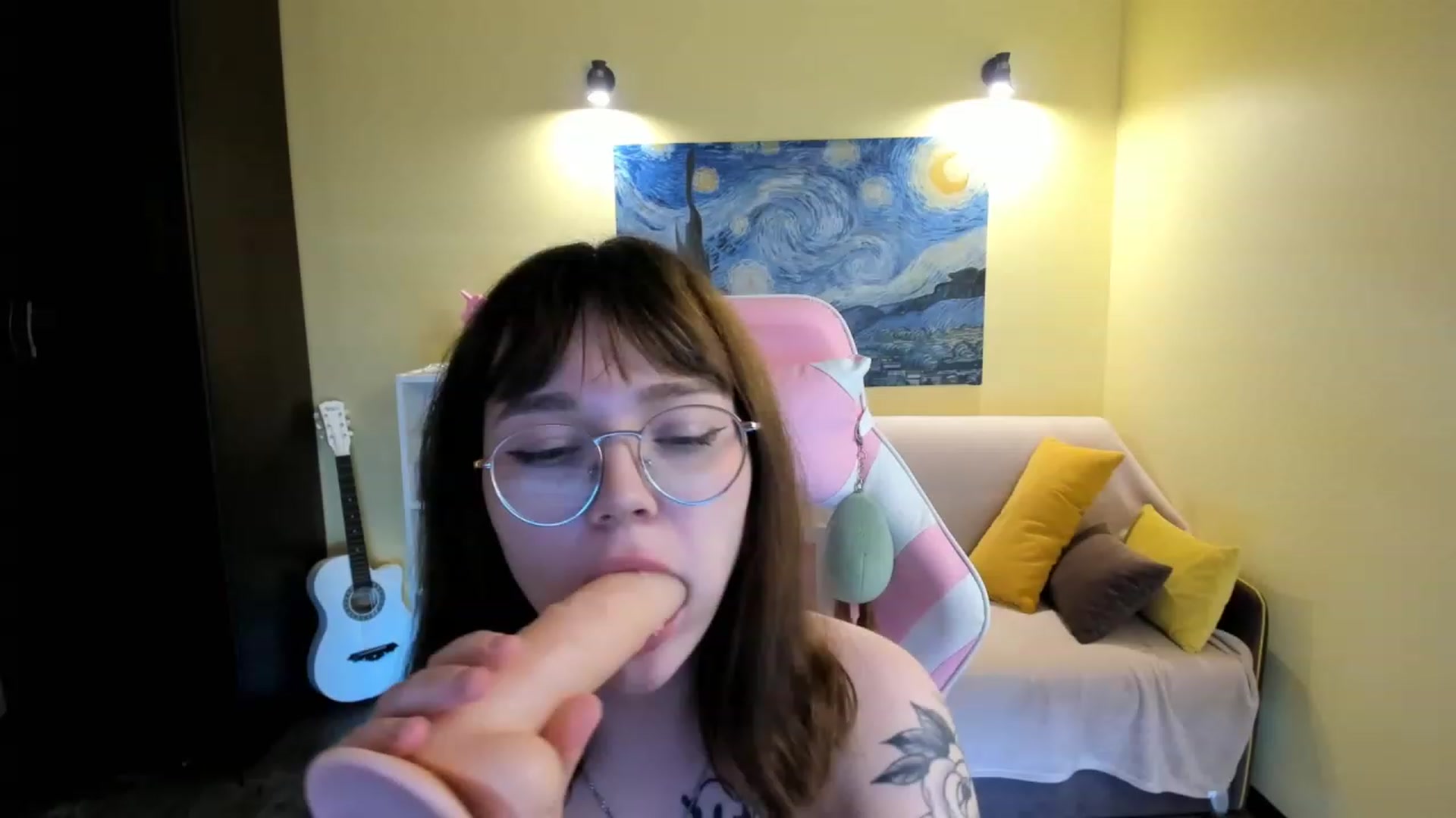 Gallery image thumbnail from Milly_Saint's myfreecams stream on, 05/09/2023, 10:06 image 5 of 20