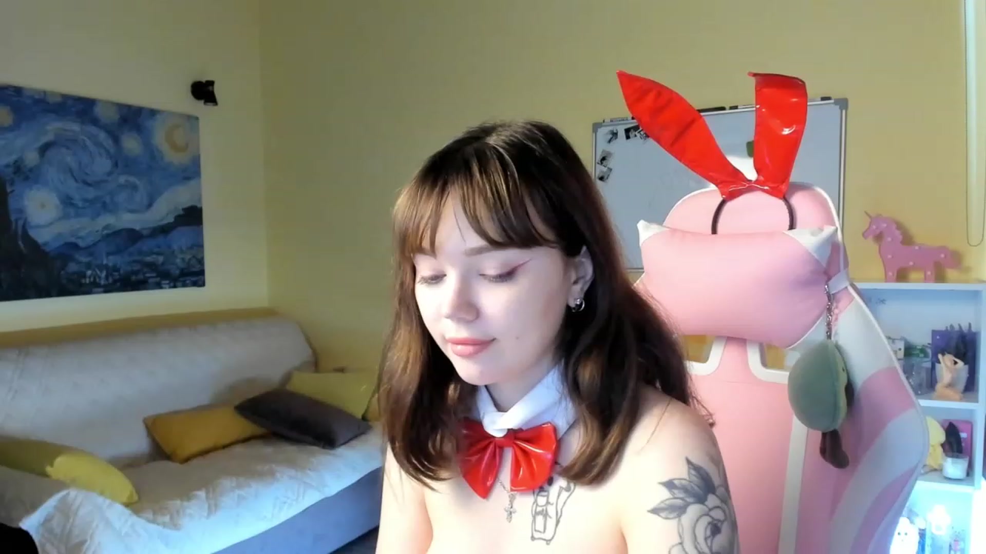 Gallery image thumbnail from Milly_Saint's myfreecams stream on, 05/30/2023, 10:14 image 17 of 20