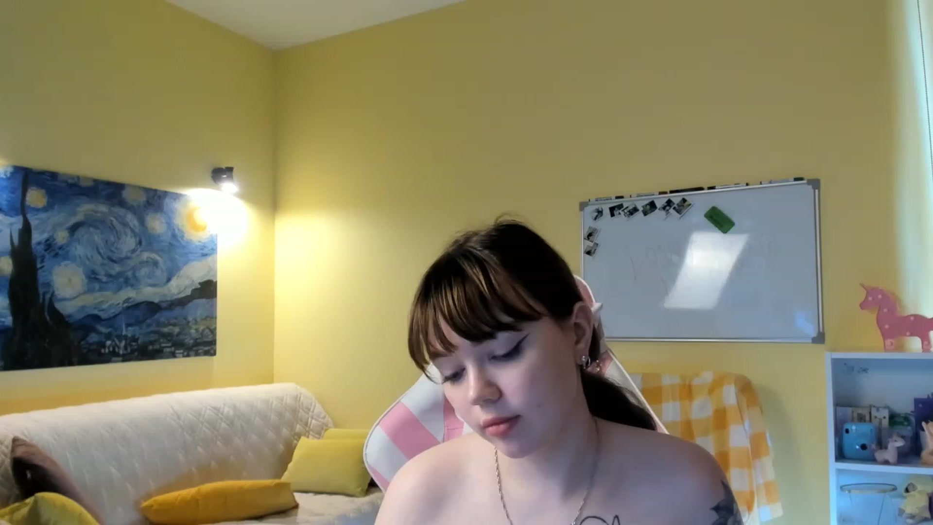 Gallery image thumbnail from Milly_Saint's myfreecams stream on, 06/01/2023, 10:03 image 20 of 20