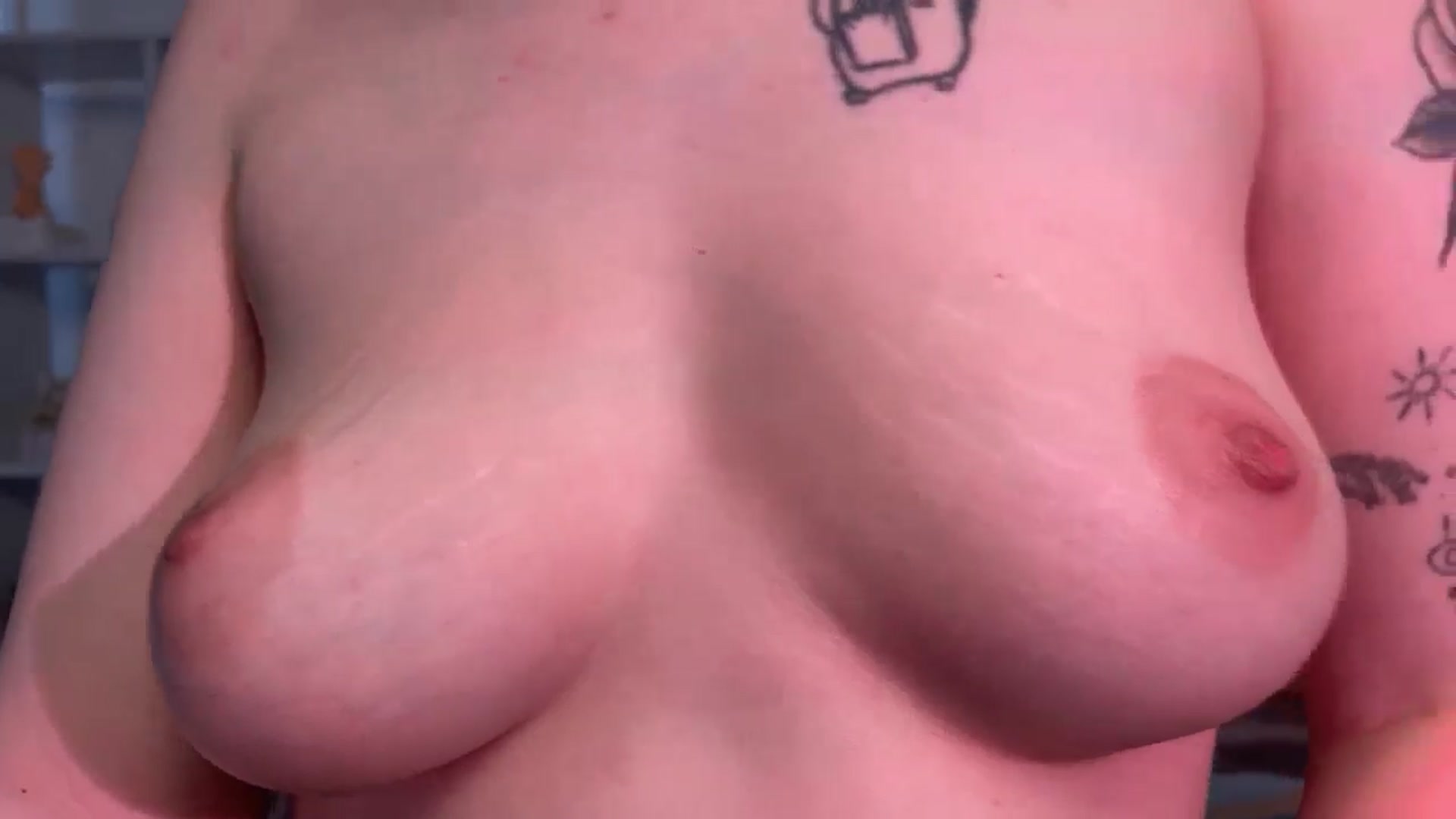 Gallery image thumbnail from Milly_Saint's myfreecams stream on, 05/06/2024, 11:06 image 5 of 20