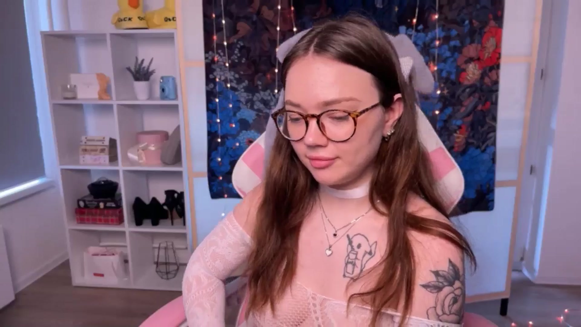 Gallery image thumbnail from Milly_Saint's myfreecams stream on, 06/02/2024, 12:13 image 16 of 20