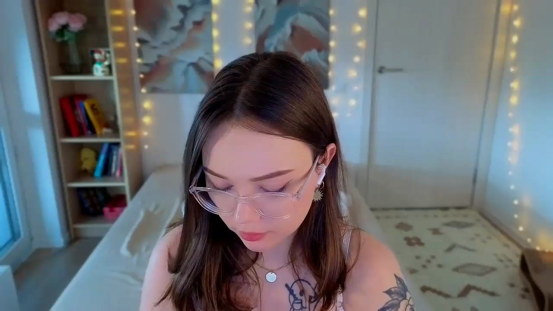Gallery image thumbnail from Milly_Saint's myfreecams stream on, 06/15/2026, 10:10 image 15 of 20