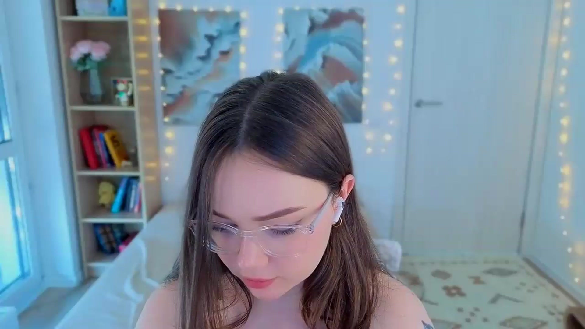 Gallery image thumbnail from Milly_Saint's myfreecams stream on, 06/21/2026, 11:15 image 16 of 20