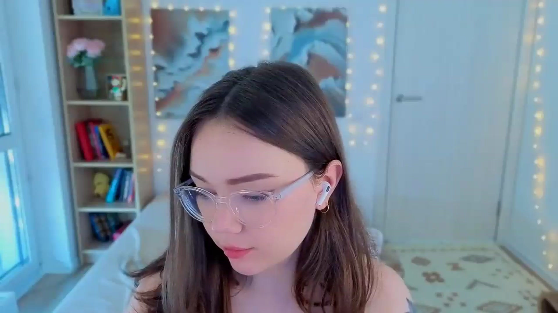 Gallery image thumbnail from Milly_Saint's myfreecams stream on, 06/21/2026, 11:15 image 17 of 20