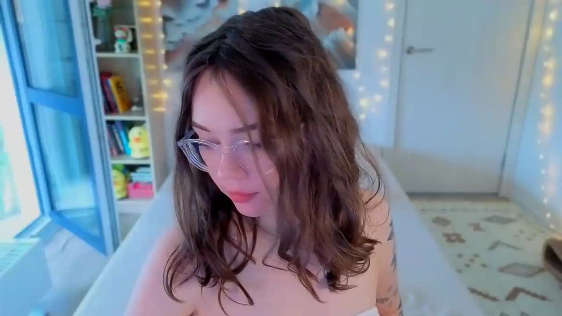 Gallery image thumbnail from Milly_Saint's myfreecams stream on, 07/21/2026, 11:21 image 9 of 20