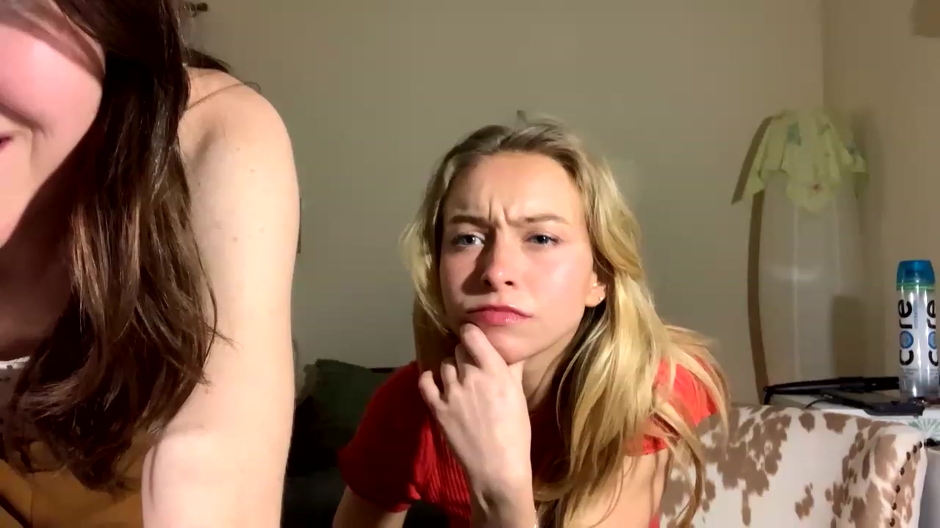 Gallery image thumbnail from MimiCarr's myfreecams stream on, 03/20/2023, 04:32 image 3 of 20