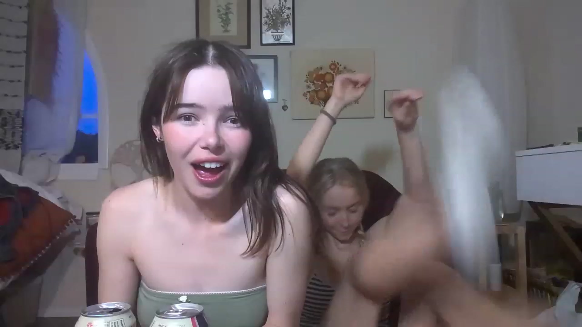 Gallery image thumbnail from MimiCarr's myfreecams stream on, 05/05/2023, 03:19 image 4 of 20
