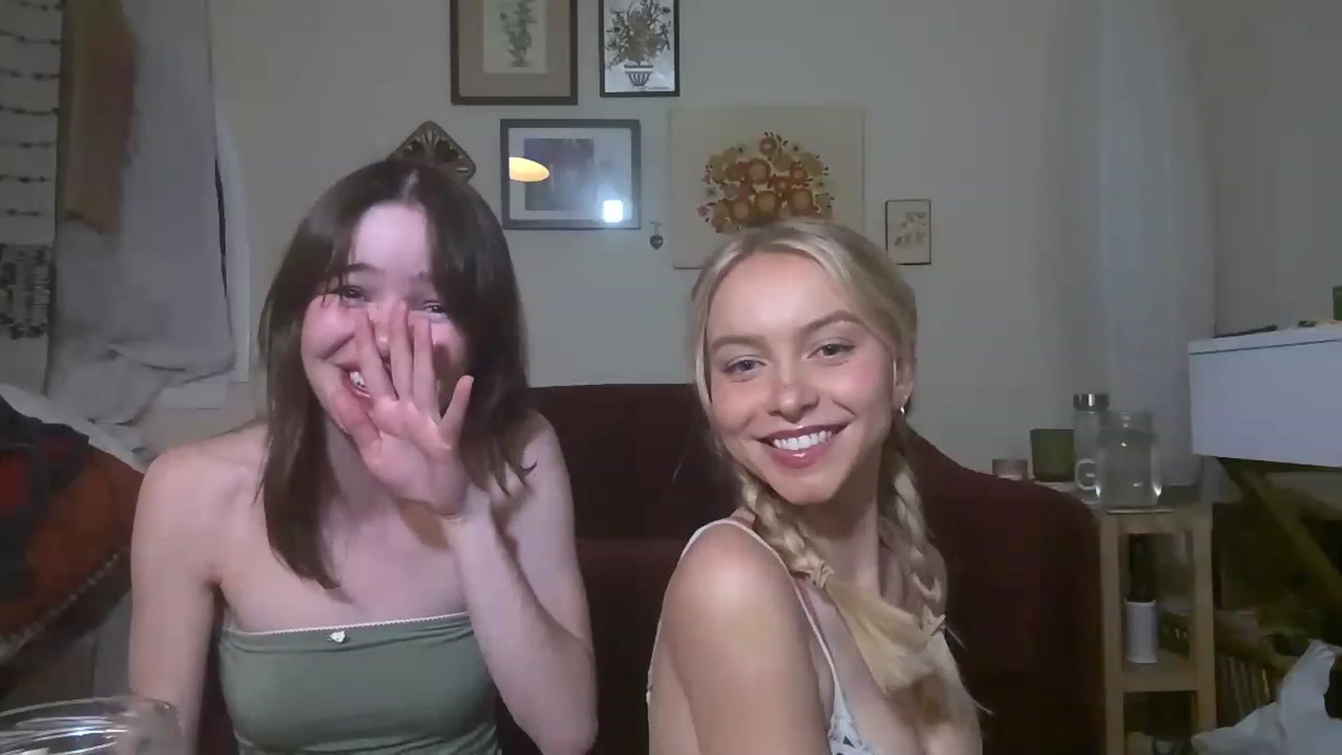 Gallery image thumbnail from MimiCarr's myfreecams stream on, 05/05/2023, 05:12 image 8 of 20