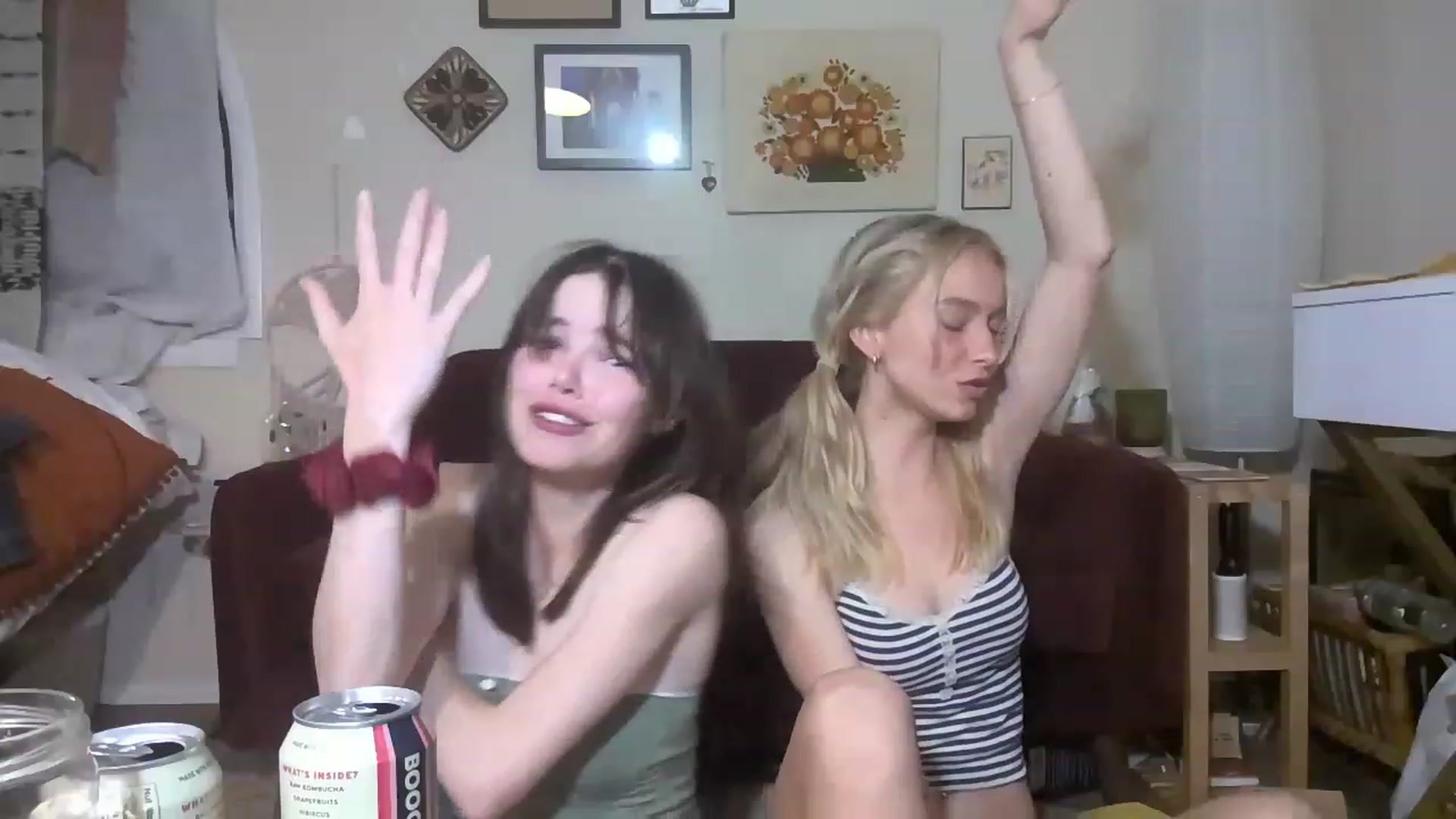 Gallery image thumbnail from MimiCarr's myfreecams stream on, 05/05/2023, 07:28 image 2 of 20