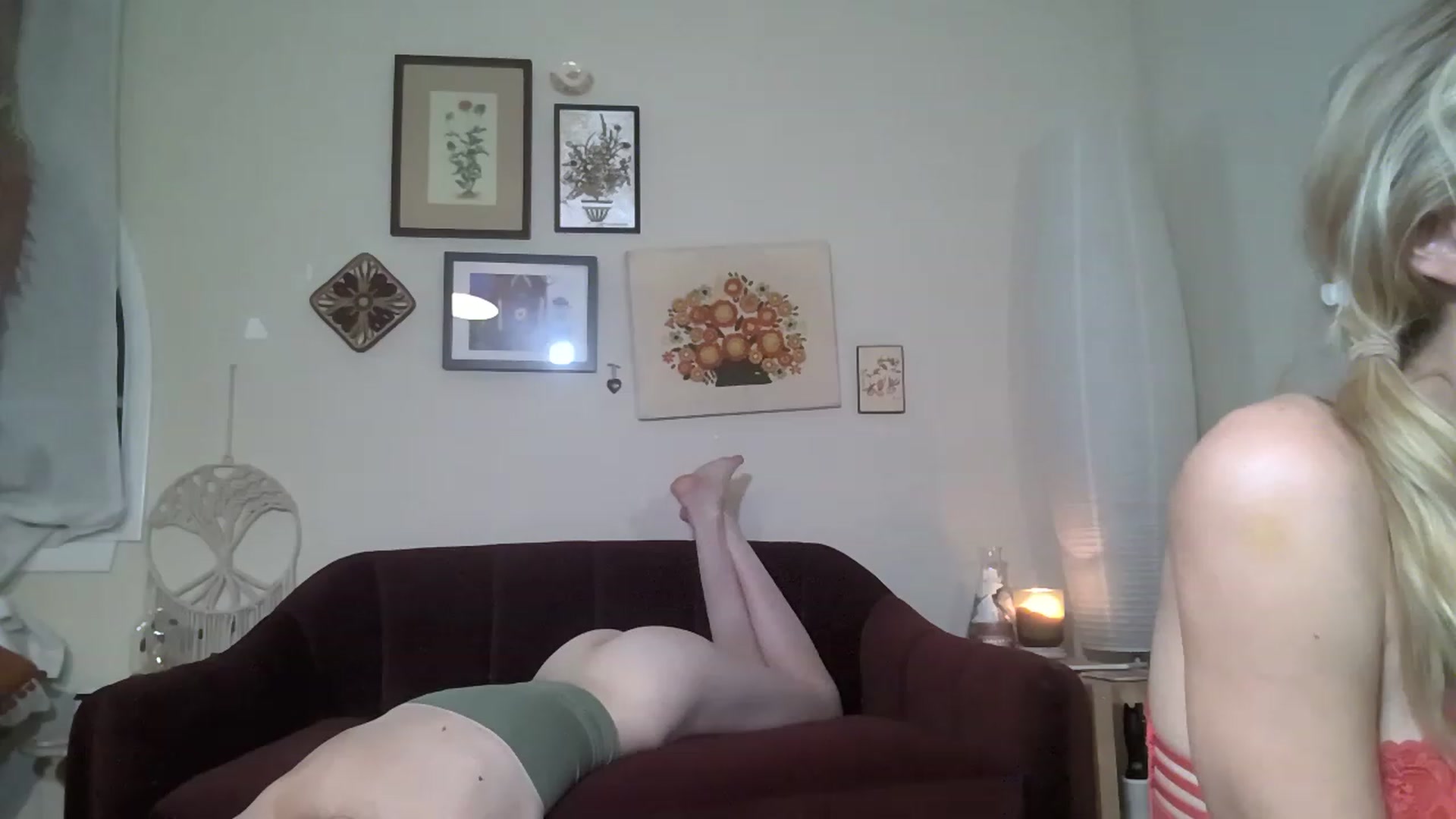 Gallery image thumbnail from MimiCarr's myfreecams stream on, 05/05/2023, 08:53 image 8 of 20