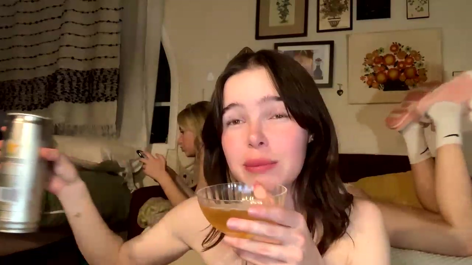 Gallery image thumbnail from MimiCarr's myfreecams stream on, 06/15/2023, 04:20 image 19 of 20