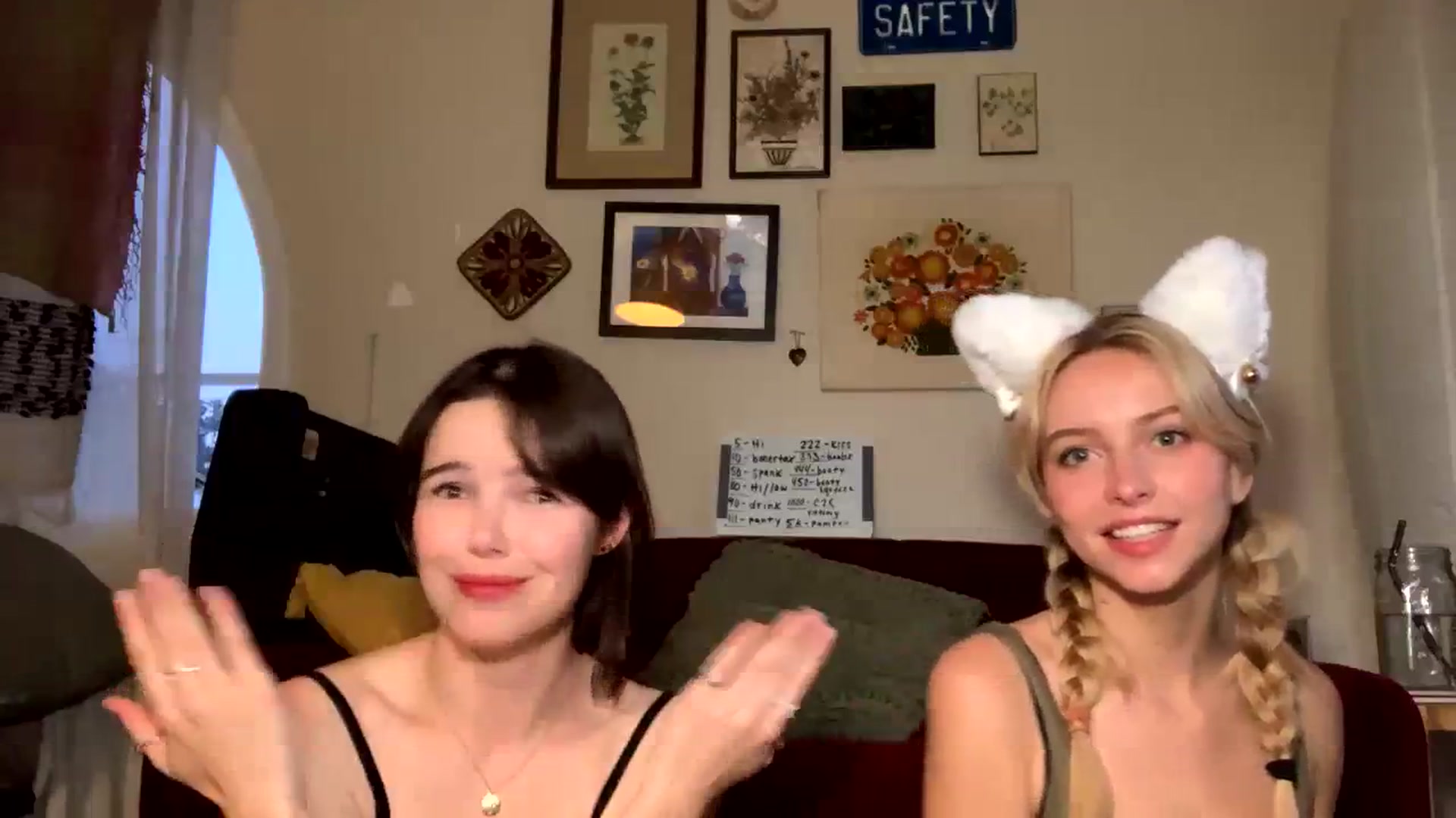 Gallery image thumbnail from MimiCarr's myfreecams stream on, 08/12/2023, 03:11 image 18 of 20