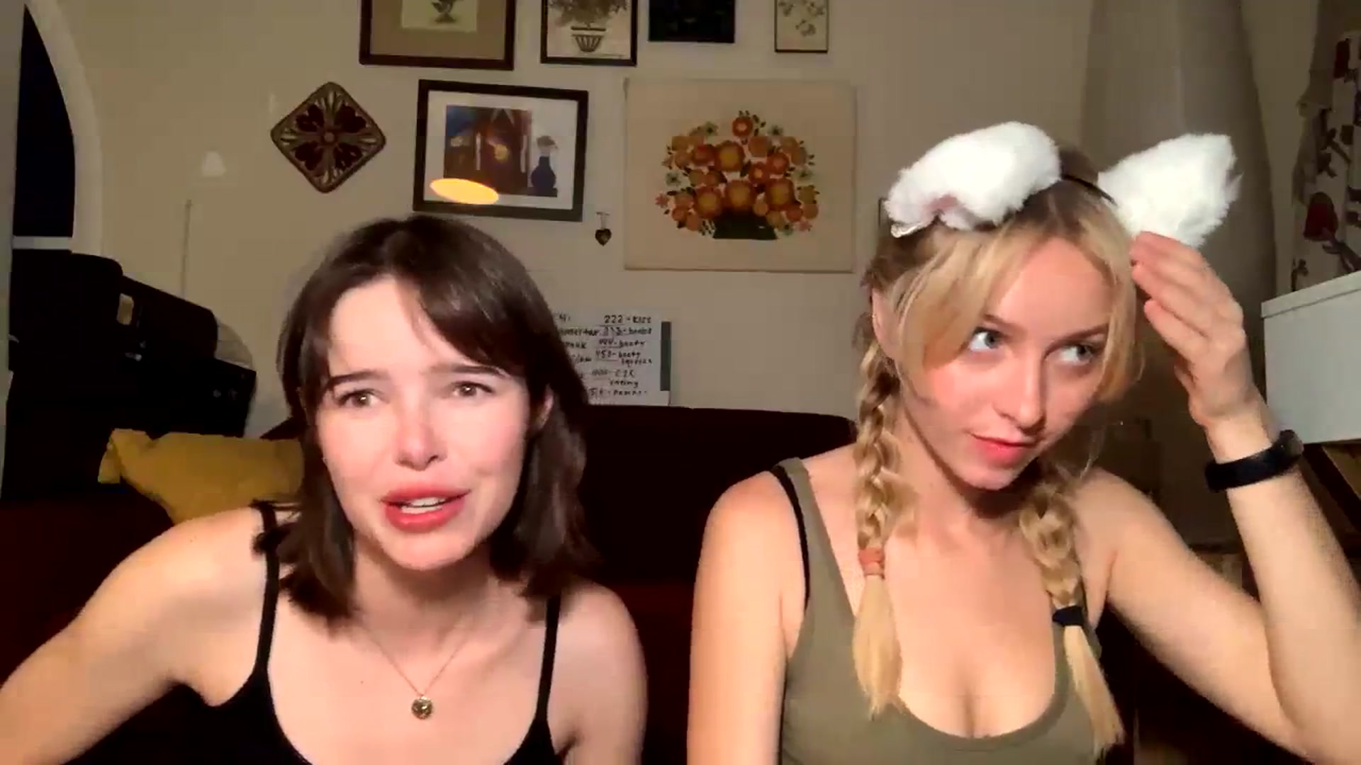 Gallery image thumbnail from MimiCarr's myfreecams stream on, 08/12/2023, 04:42 image 9 of 20