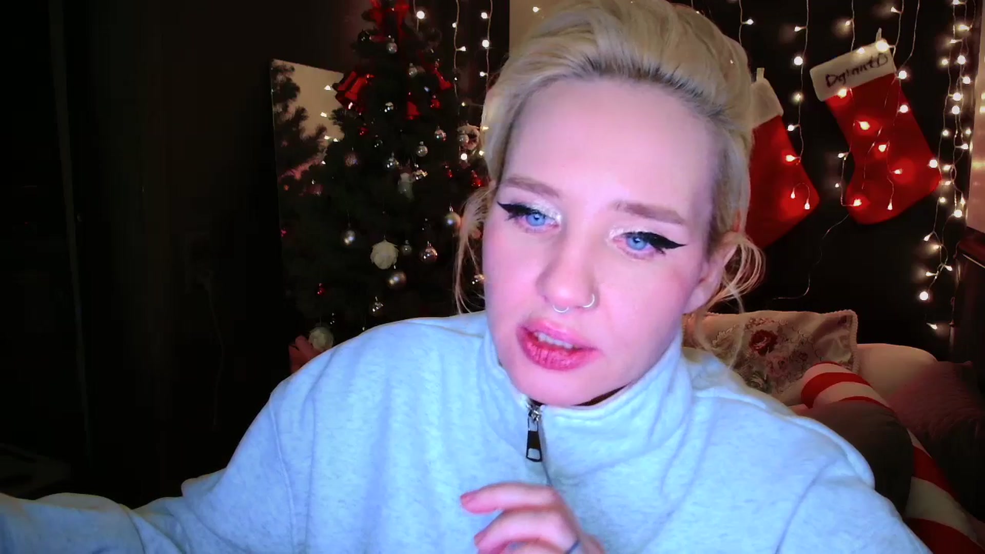 Gallery image thumbnail from MimiRose's myfreecams stream on, 12/26/2025, 24:49 image 9 of 20