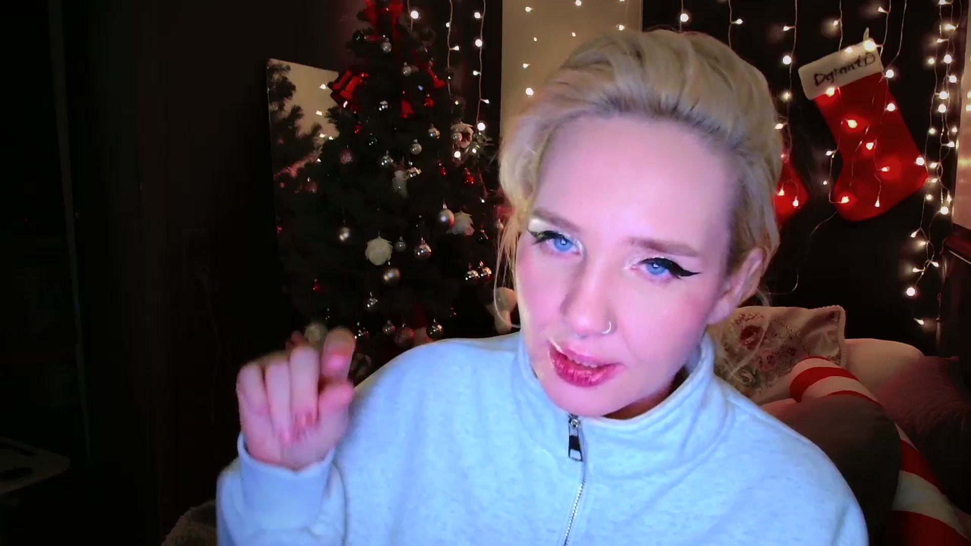 Gallery image thumbnail from MimiRose's myfreecams stream on, 12/26/2025, 24:49 image 8 of 20