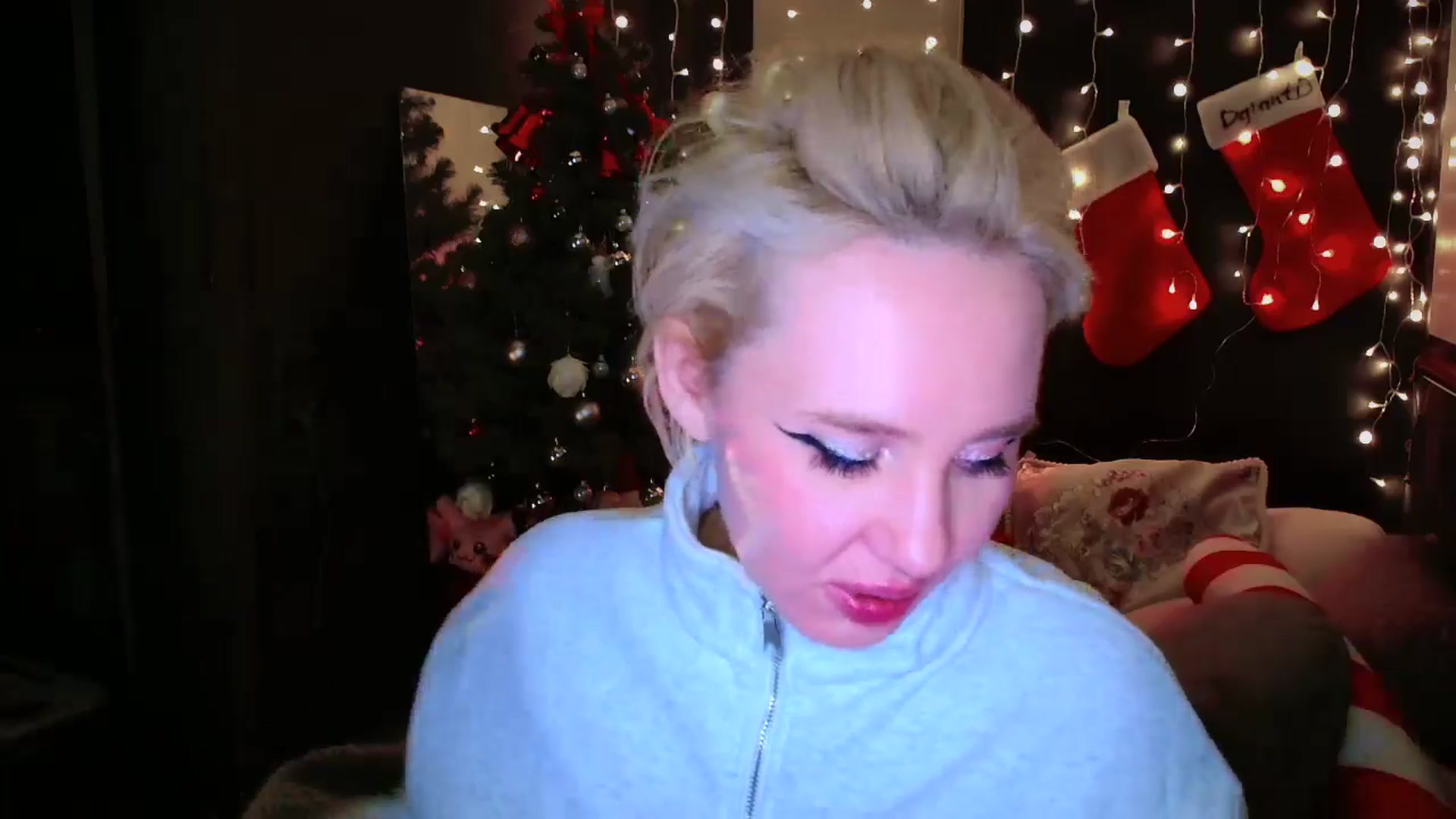 Gallery image thumbnail from MimiRose's myfreecams stream on, 12/26/2025, 24:49 image 6 of 20