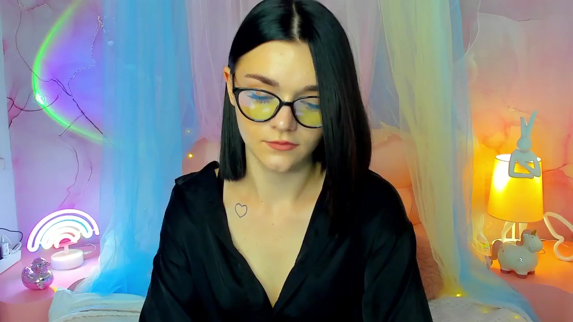 Gallery image thumbnail from MimiWow's myfreecams stream on, 10/25/2025, 13:01 image 1 of 20