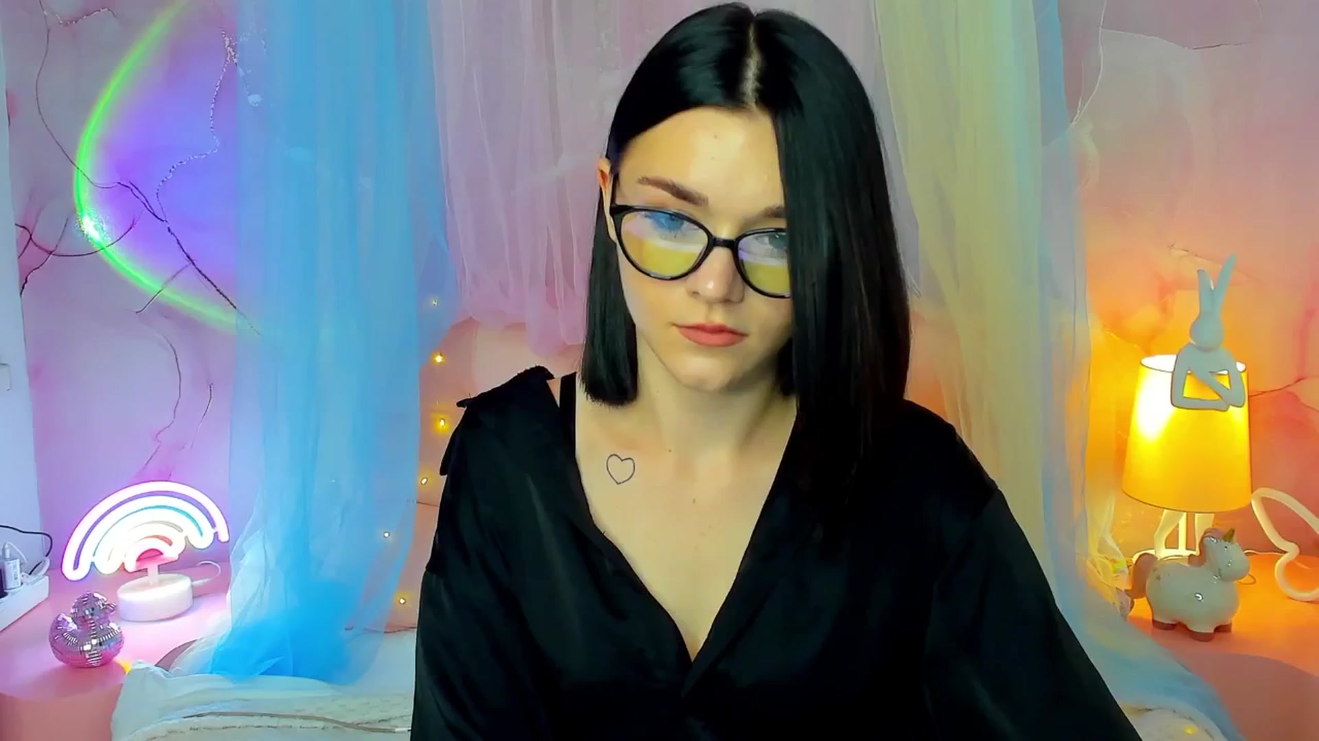 Gallery image thumbnail from MimiWow's myfreecams stream on, 10/25/2025, 13:01 image 2 of 20