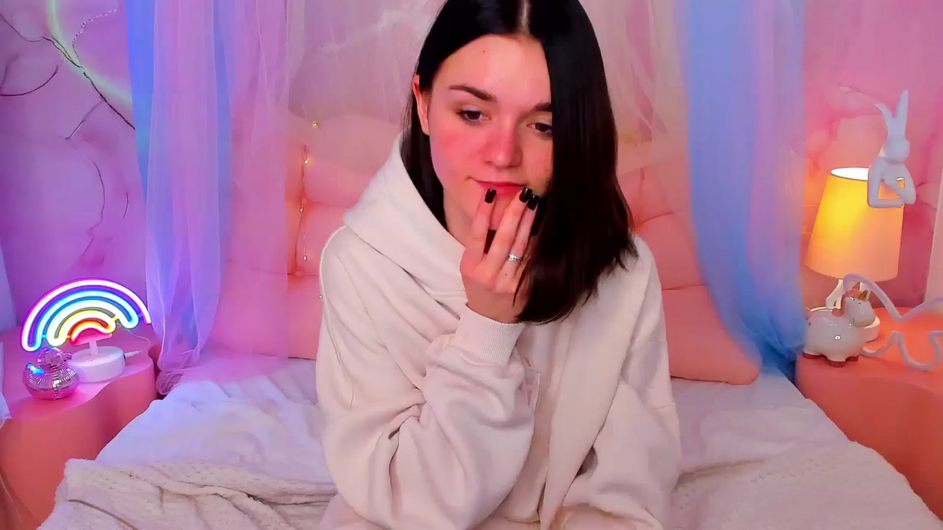 Gallery image thumbnail from MimiWow's myfreecams stream on, 11/16/2025, 12:33 image 10 of 20